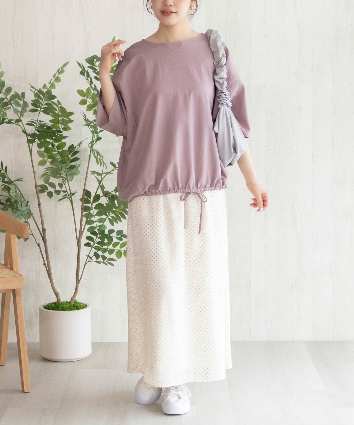 nAvy SARARI 裾スピンドルTシャツ レディース ネコポス 対応商品