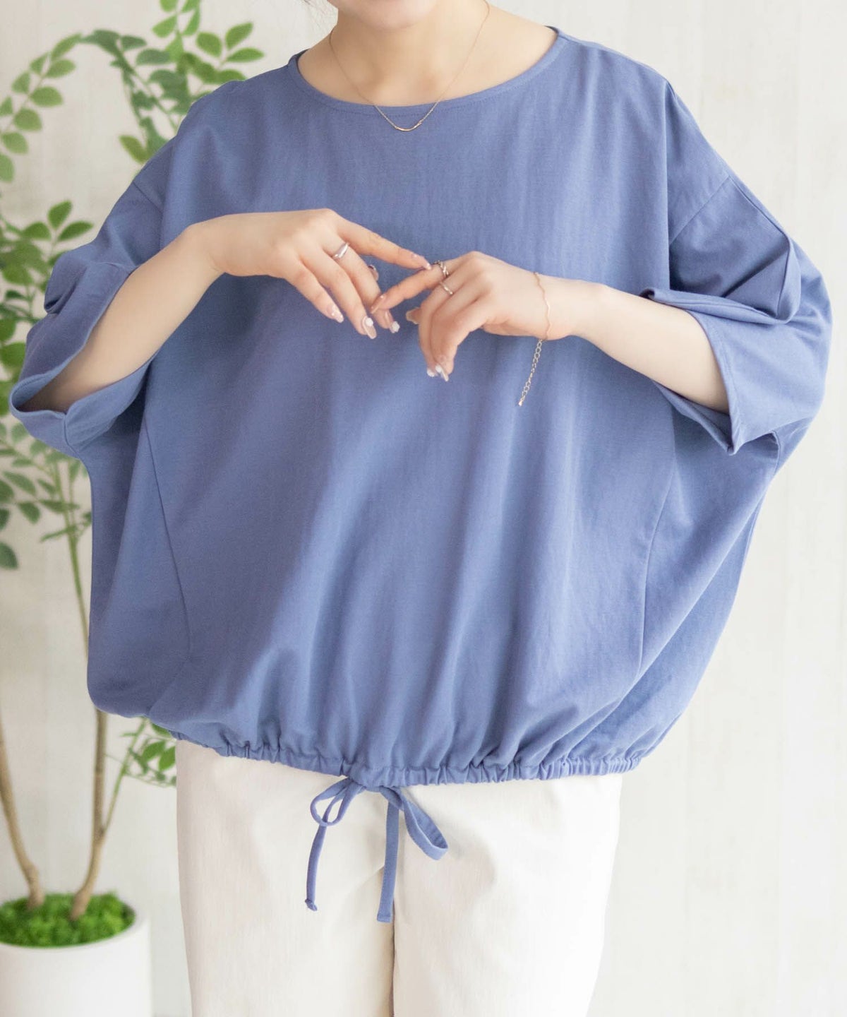 nAvy SARARI 裾スピンドルTシャツ レディース ネコポス 対応商品