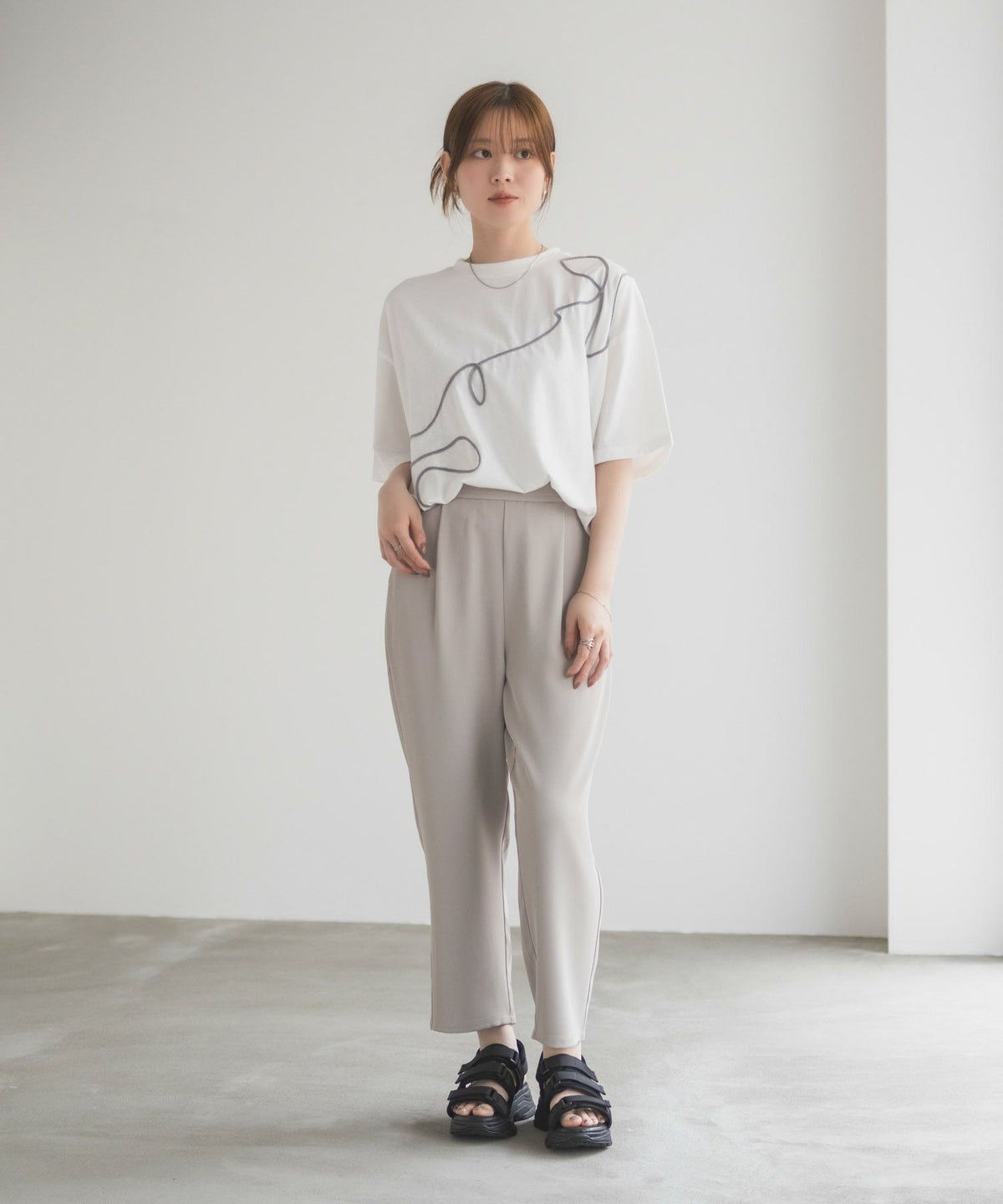 HusHusH コード刺繍Tシャツ レディース ネコポス 対応商品