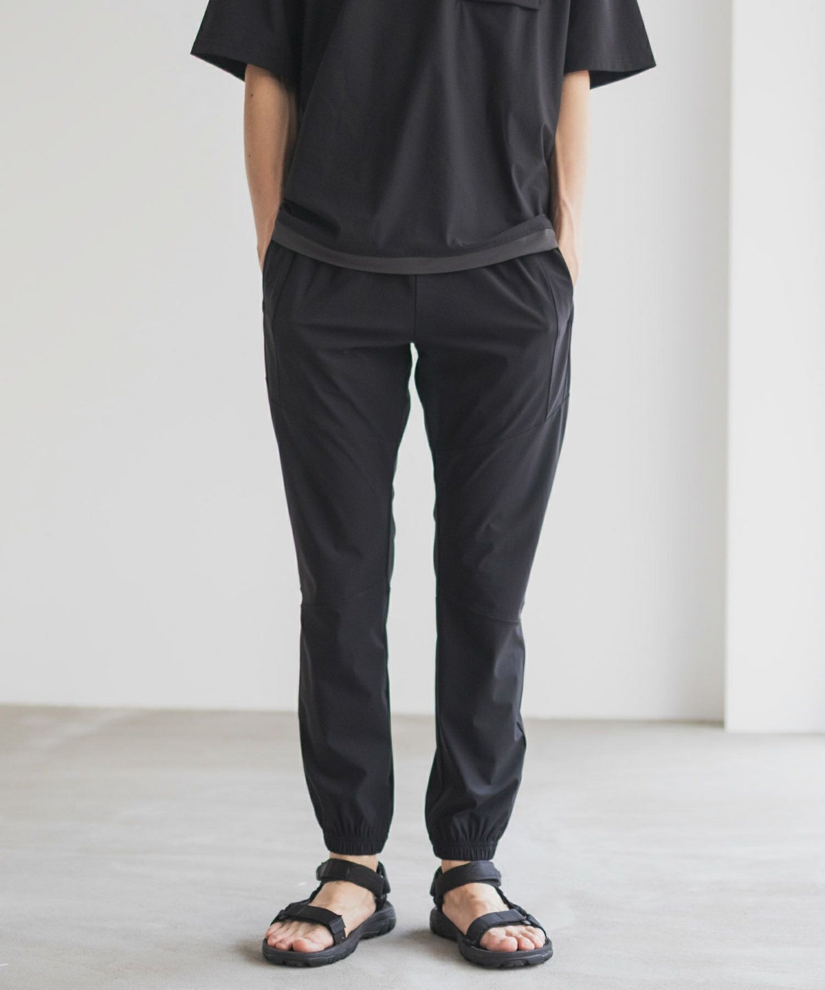 NAVY SARARI 極冷ジョガーパンツ メンズ