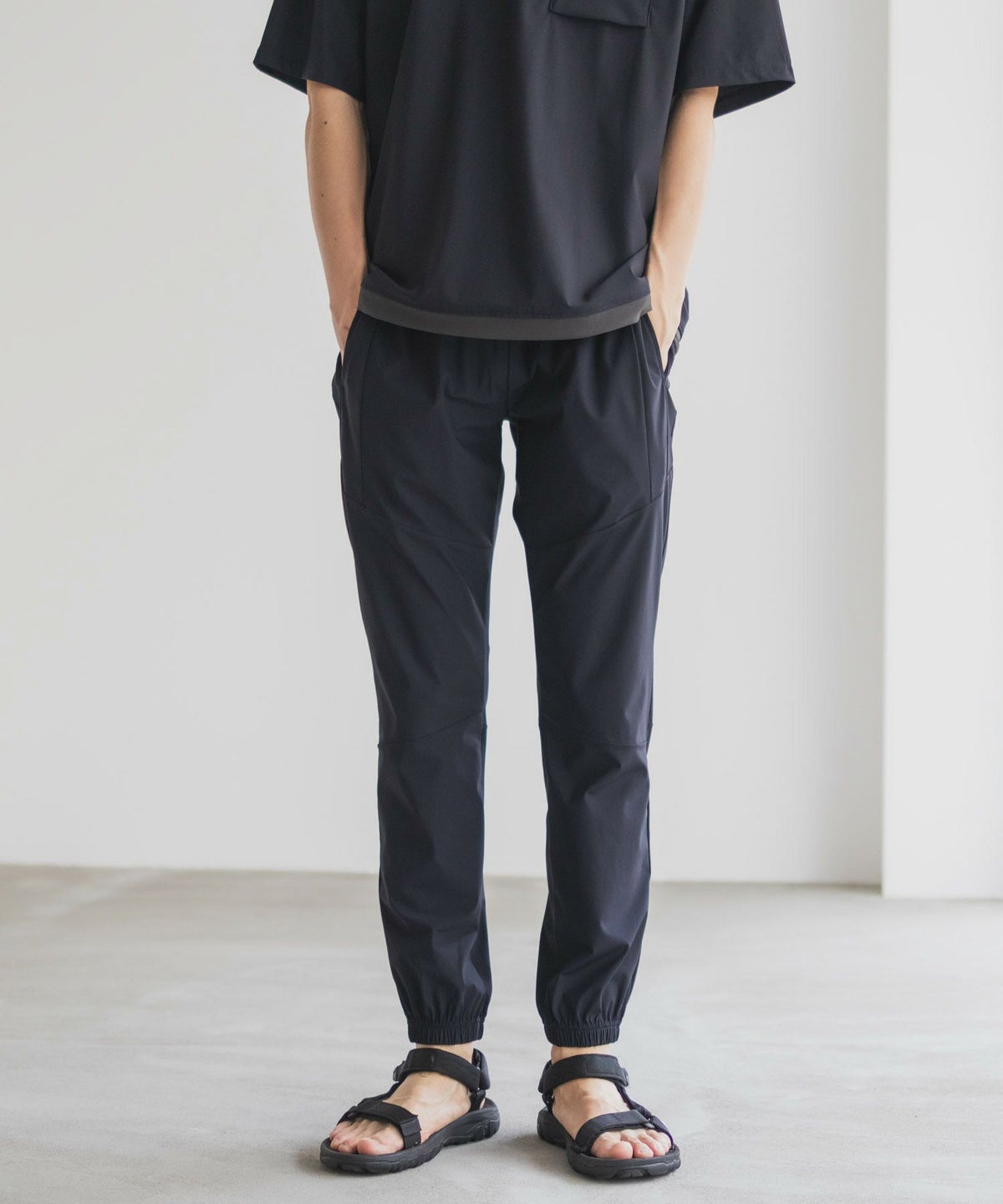 NAVY SARARI 極冷ジョガーパンツ メンズ