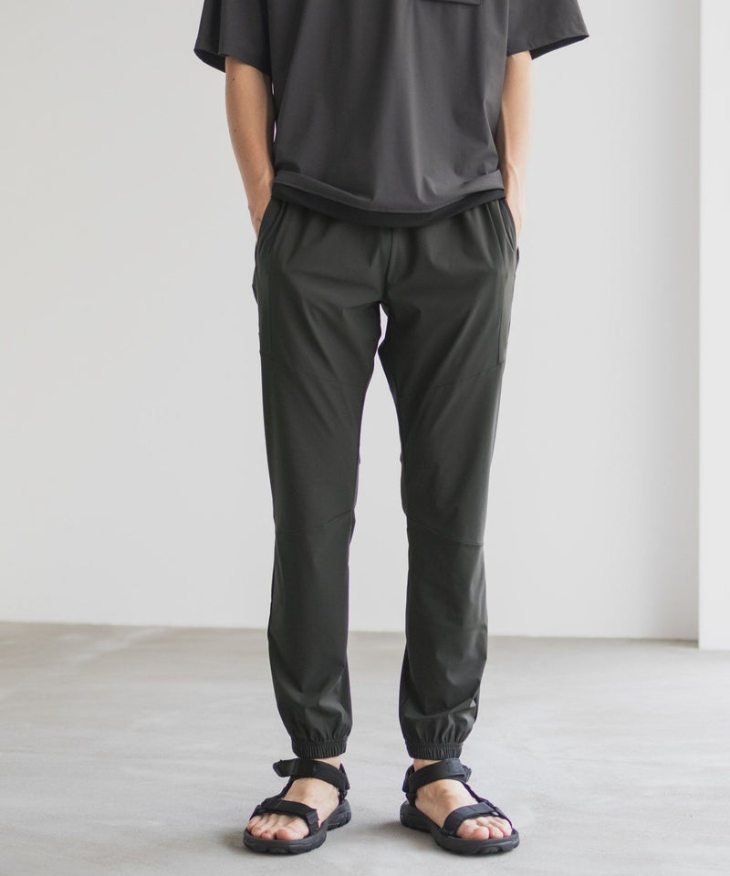 NAVY  SARARI 極冷ジョガーパンツ メンズ商品画像-11