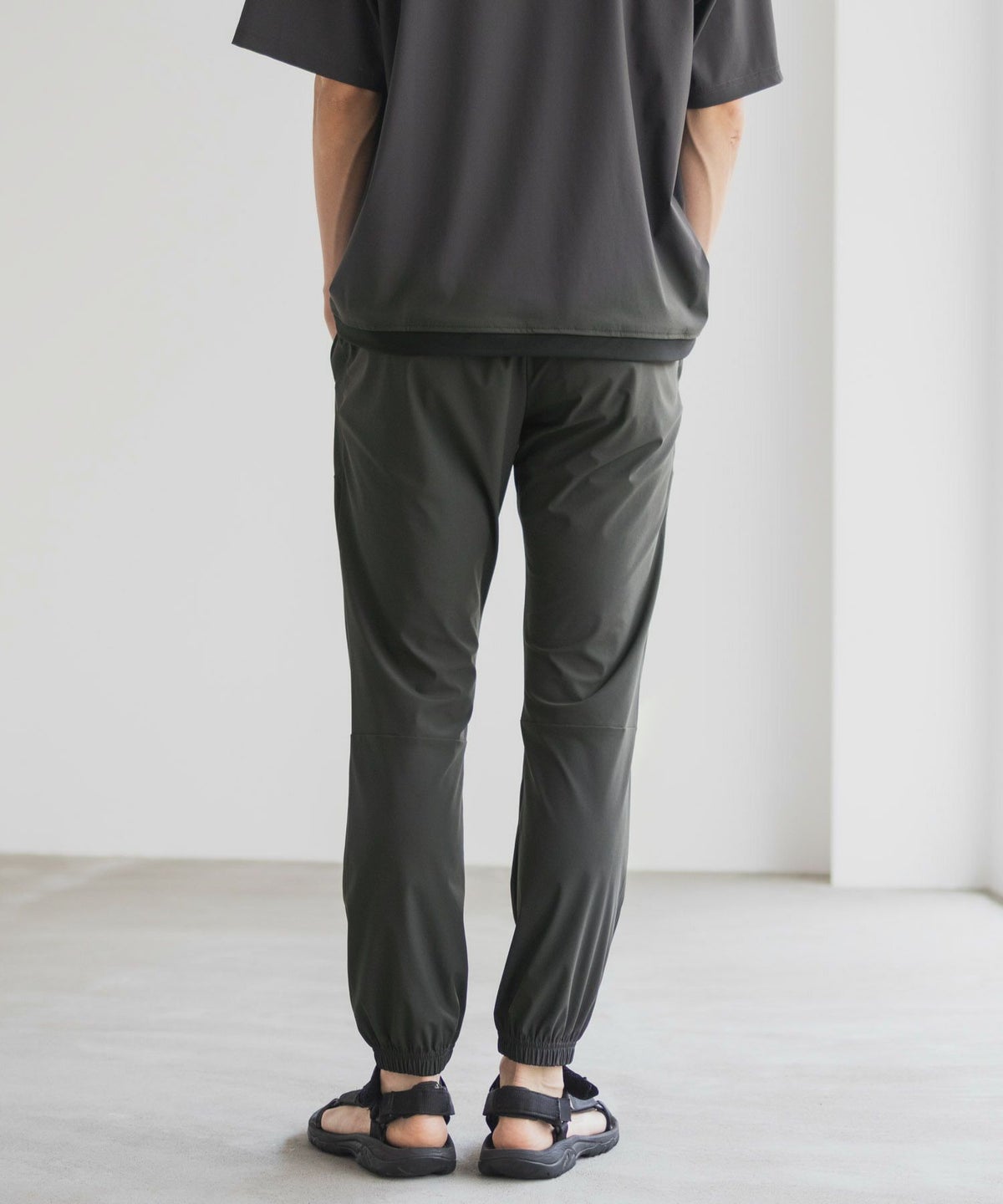 NAVY SARARI 極冷ジョガーパンツ メンズ