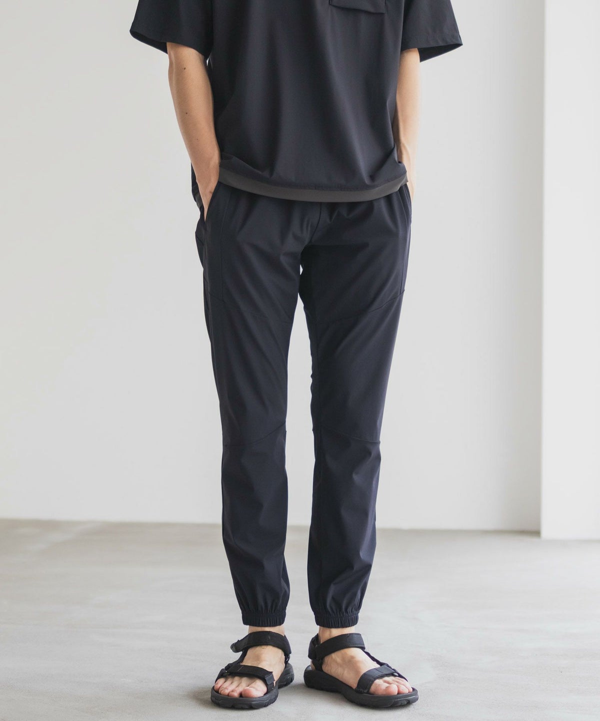 NAVY SARARI 極冷ジョガーパンツ メンズ