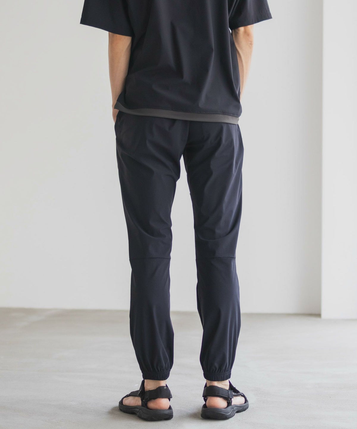 NAVY SARARI 極冷ジョガーパンツ メンズ