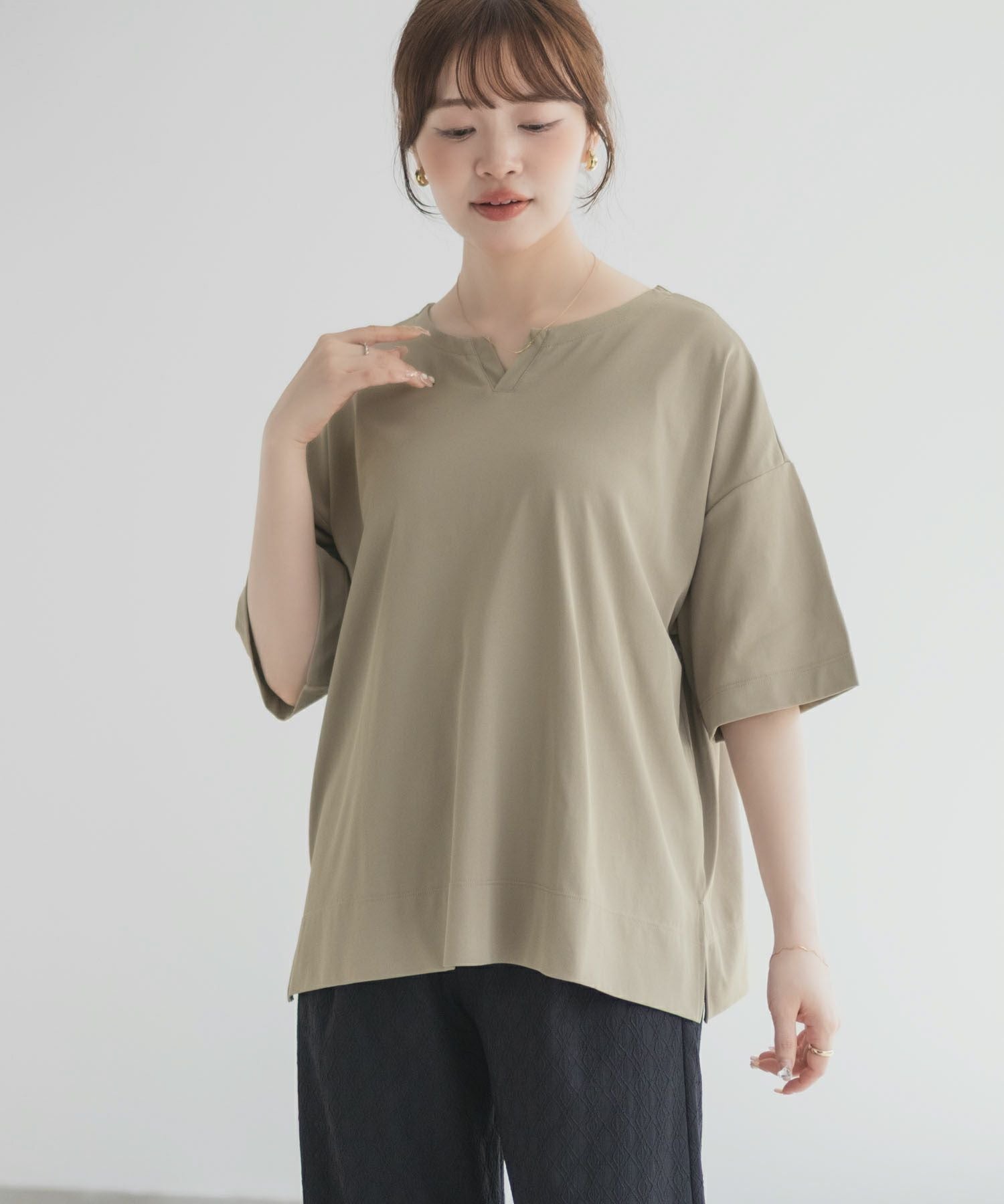 nAvy エブリーT 汗じみ軽減 キーネックTシャツ レディース