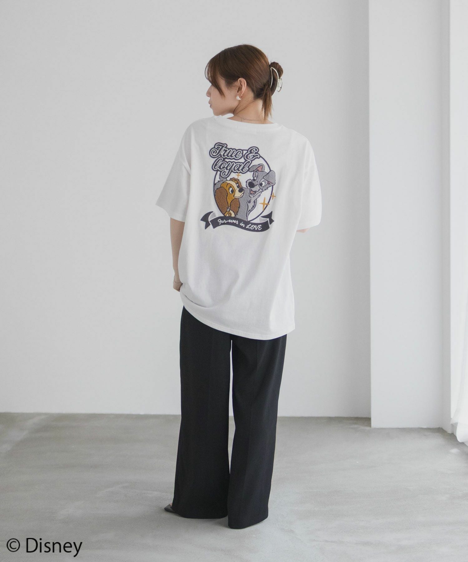 Disney わんわん物語 レディー＆トランプ ⁄ サガラ刺繍Tシャツ 