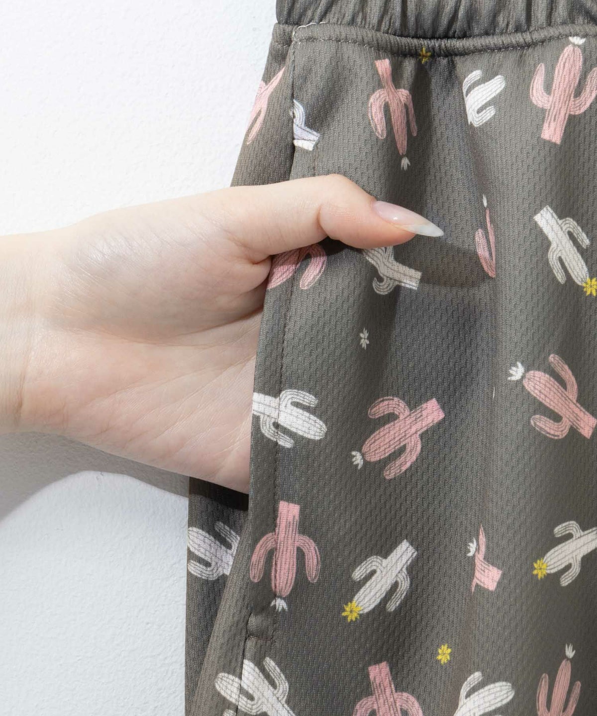 NAVY サボテン柄ショートパンツ キッズ