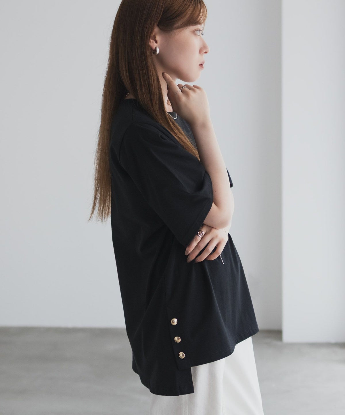 nAvy 裾ボタンオーバーTシャツ レディース ネコポス 対応商品