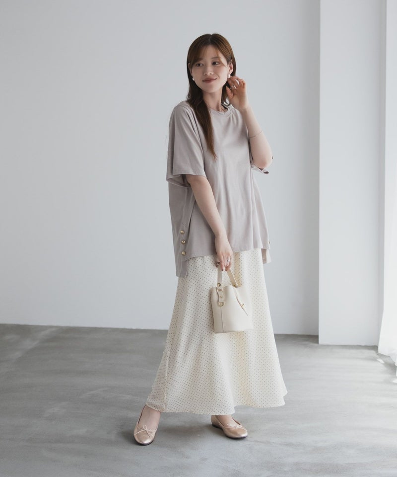 nAvy  裾ボタンオーバーTシャツ レディース メール便 対応商品商品画像-17