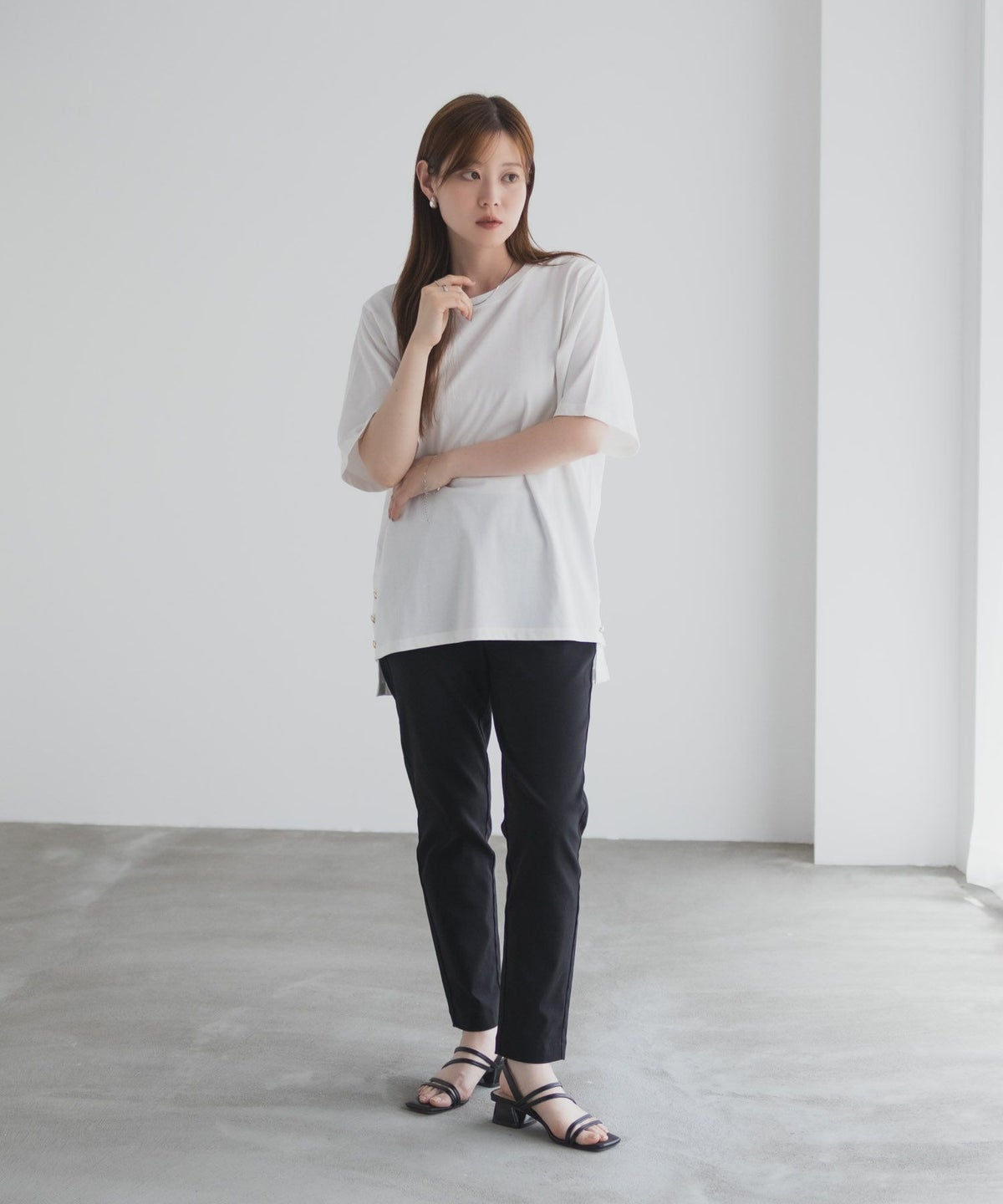 nAvy 裾ボタンオーバーTシャツ レディース ネコポス 対応商品