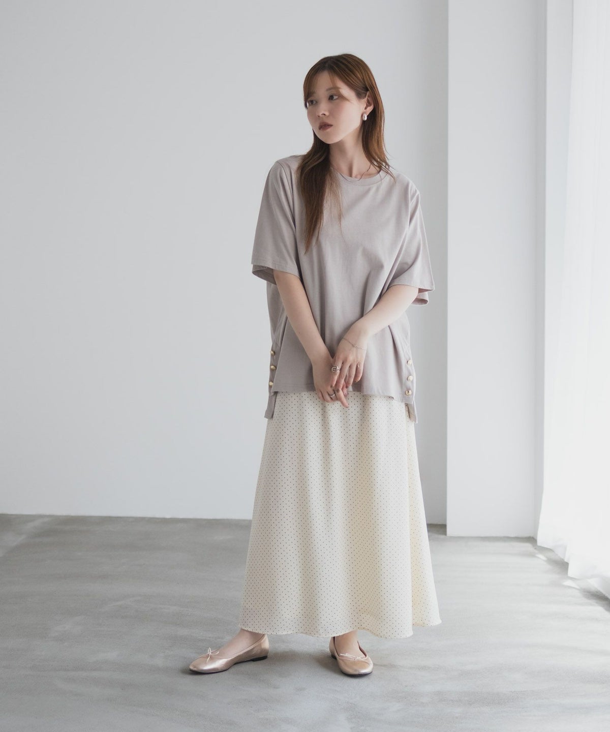 nAvy 裾ボタンオーバーTシャツ レディース ネコポス 対応商品