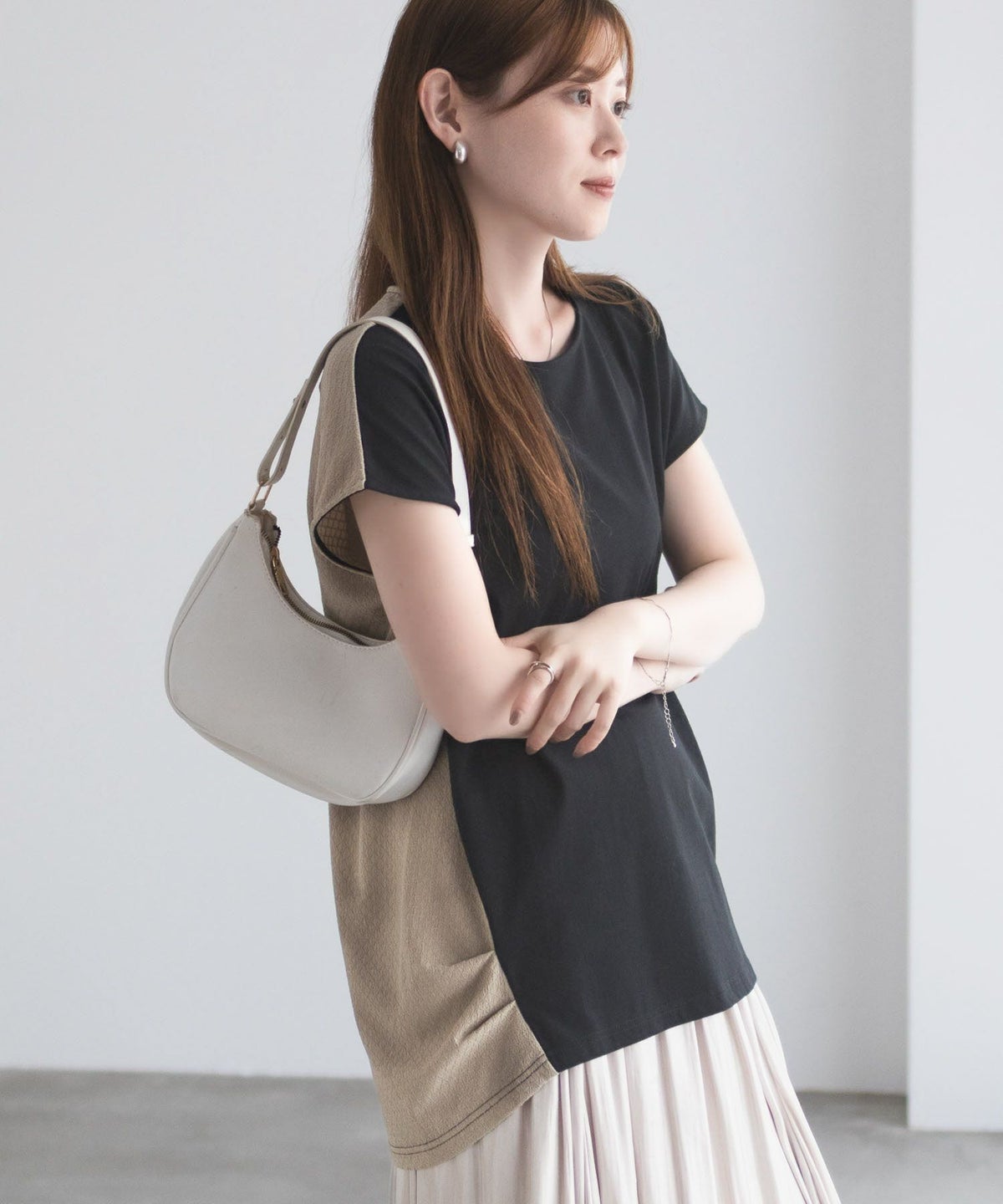 nAvy 異素材フレンチスリーブプルオーバー レディース ネコポス 対応商品