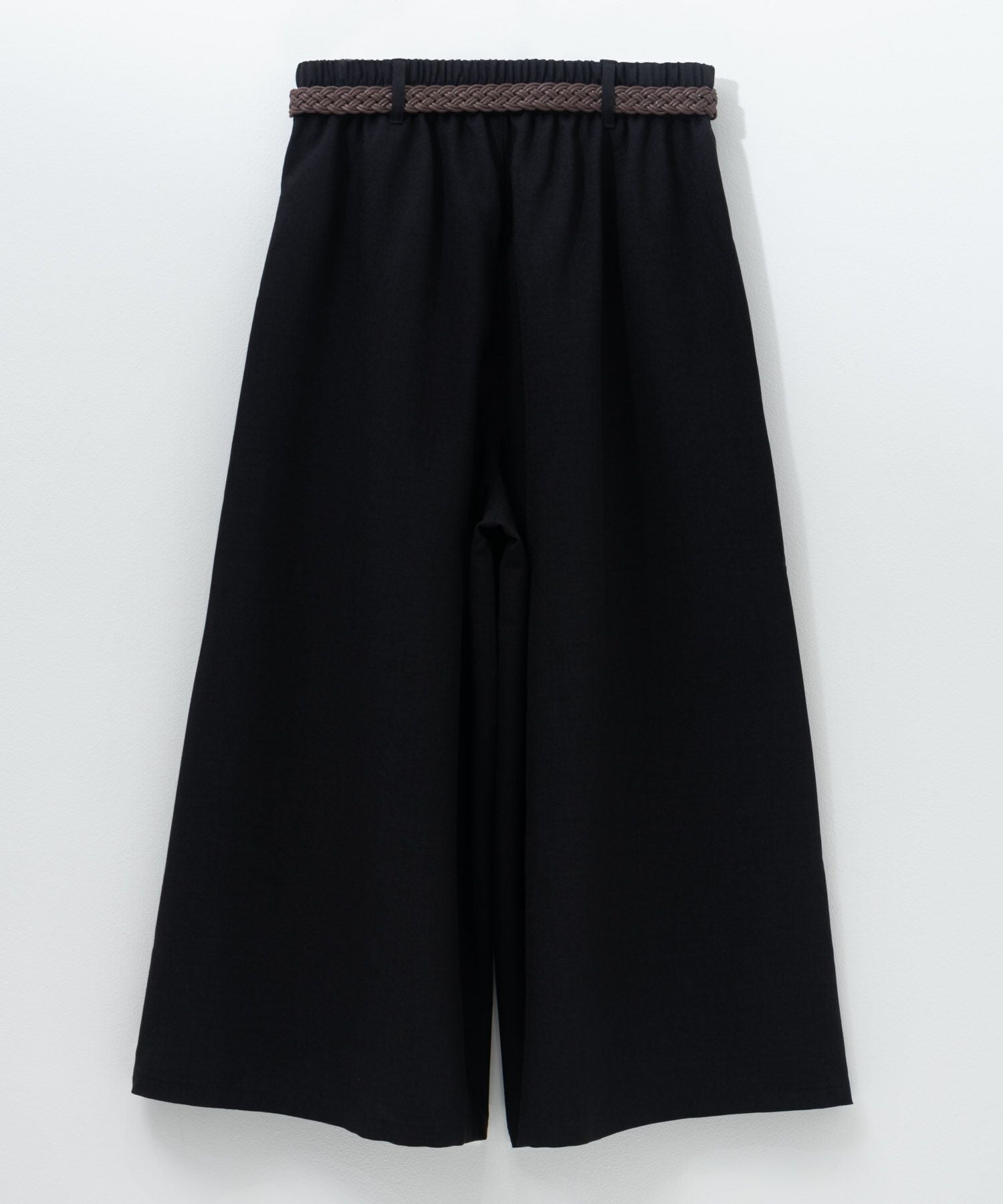 nAvy ベルト付きワイドクロップドパンツ レディース