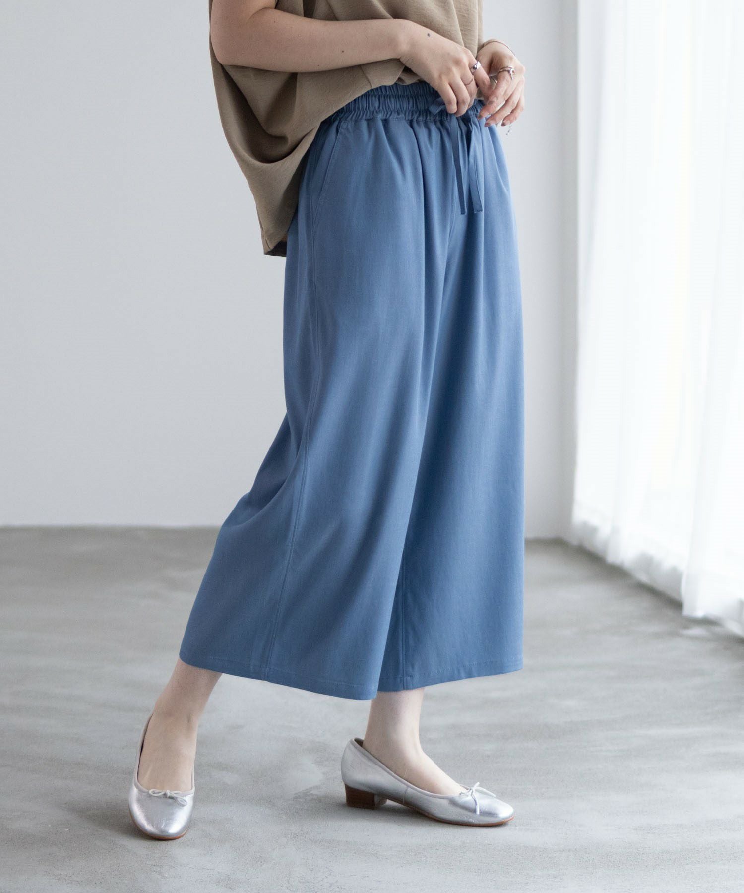 nAvy イージークロップドパンツ レディース