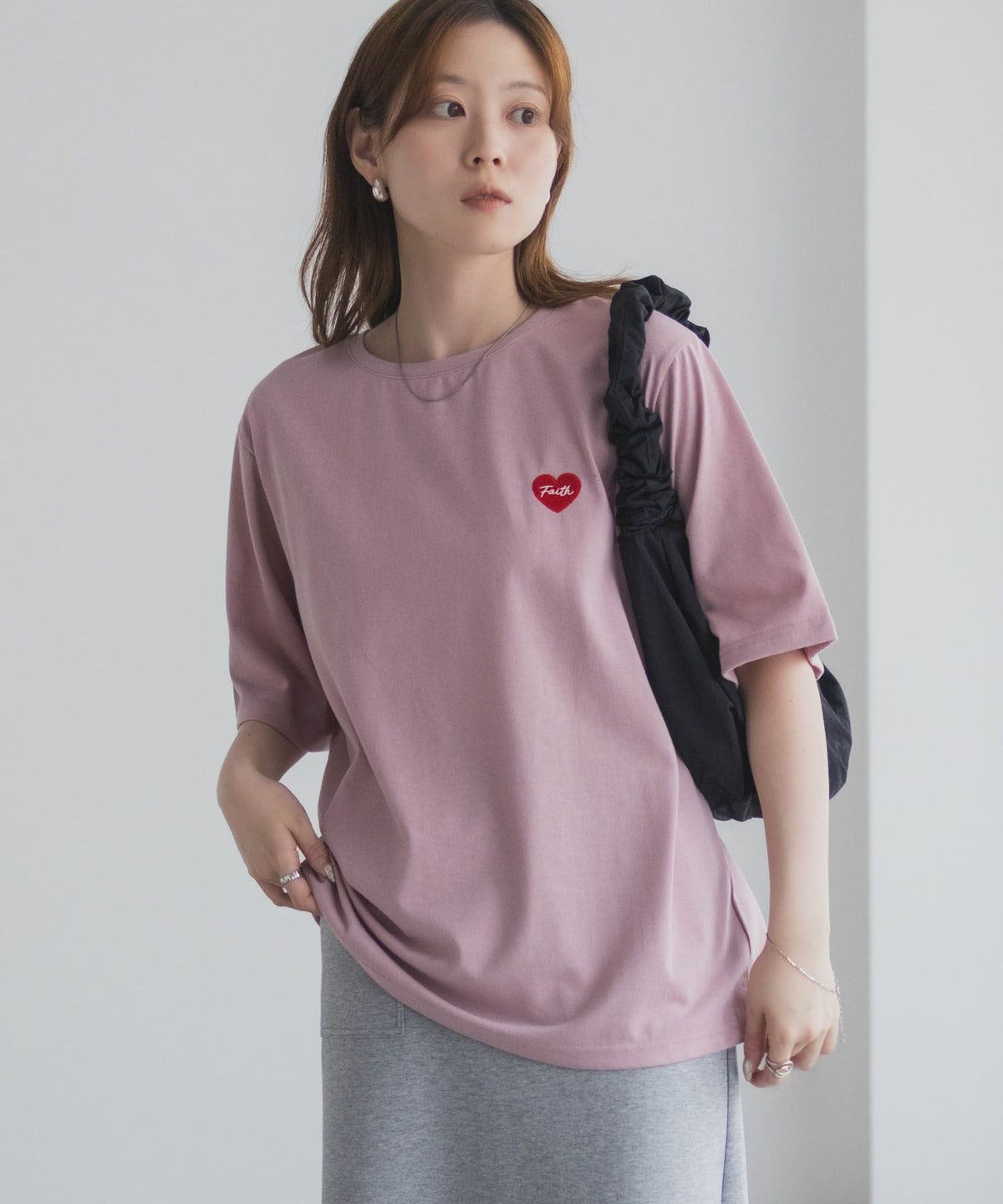 T-GRAPHICS ハート刺繍Tシャツ レディース ネコポス 対応商品