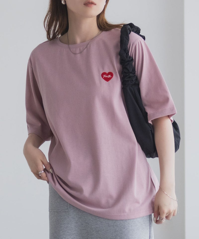 T-GRAPHICS  ハート刺繍Tシャツ レディース メール便 対応商品商品画像-3