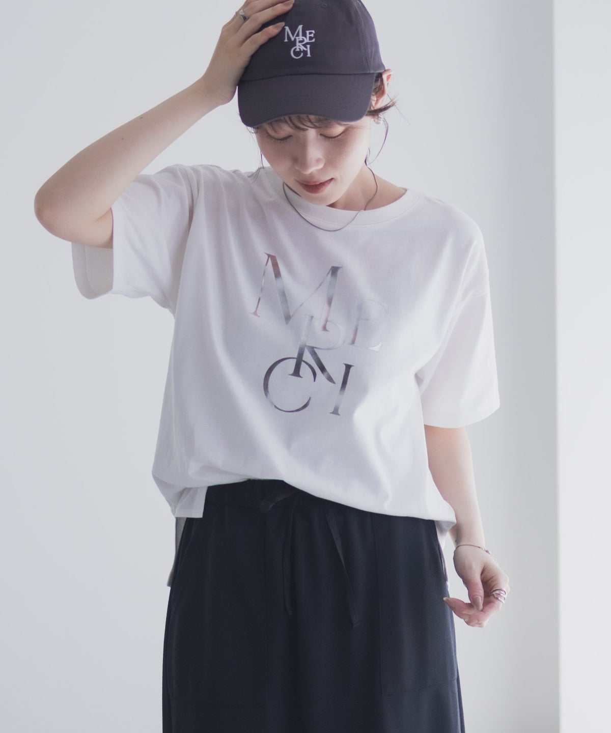 Idnes MERCI箔プリントTシャツ レディース ネコポス 対応商品