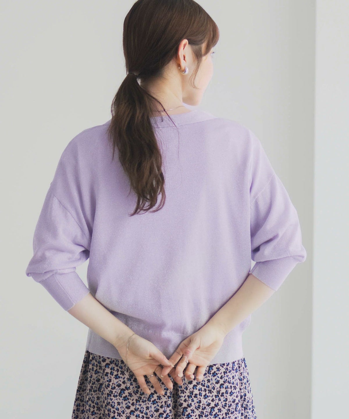 Idnes ラメVネックカーディガン レディース