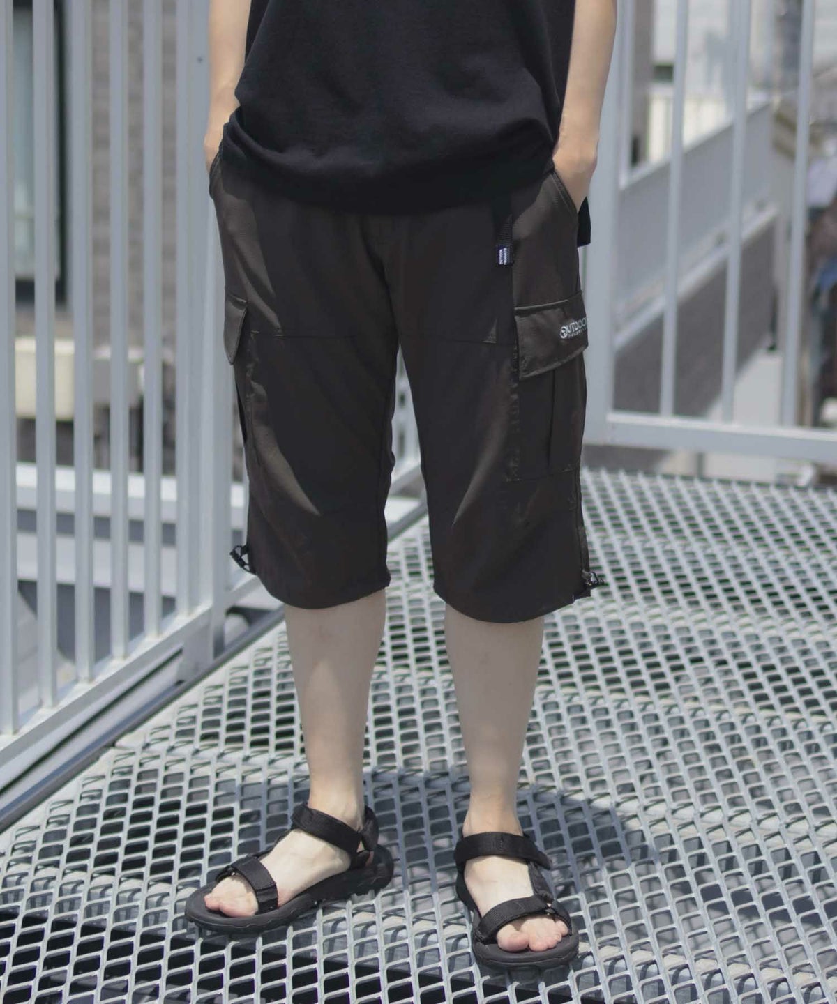 OUTDOOR PRODUCTS ポリリップストレッチカーゴクロップドパンツ メンズ