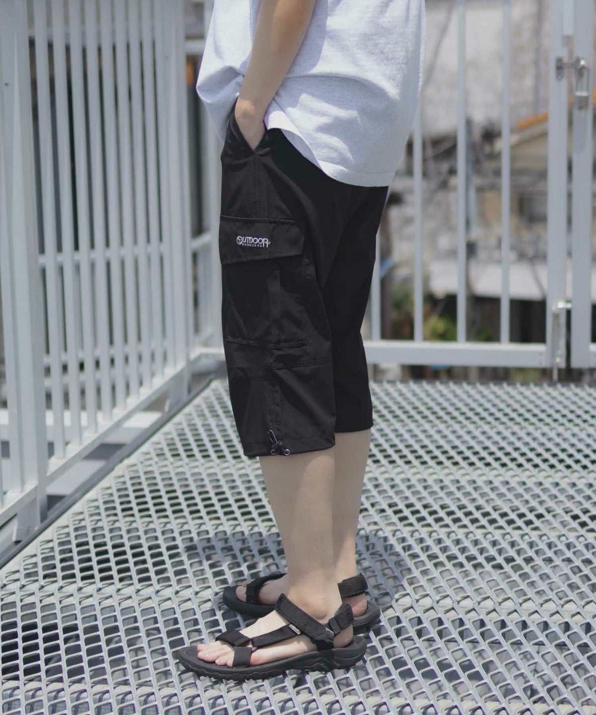 OUTDOOR PRODUCTS ポリリップストレッチカーゴクロップドパンツ メンズ