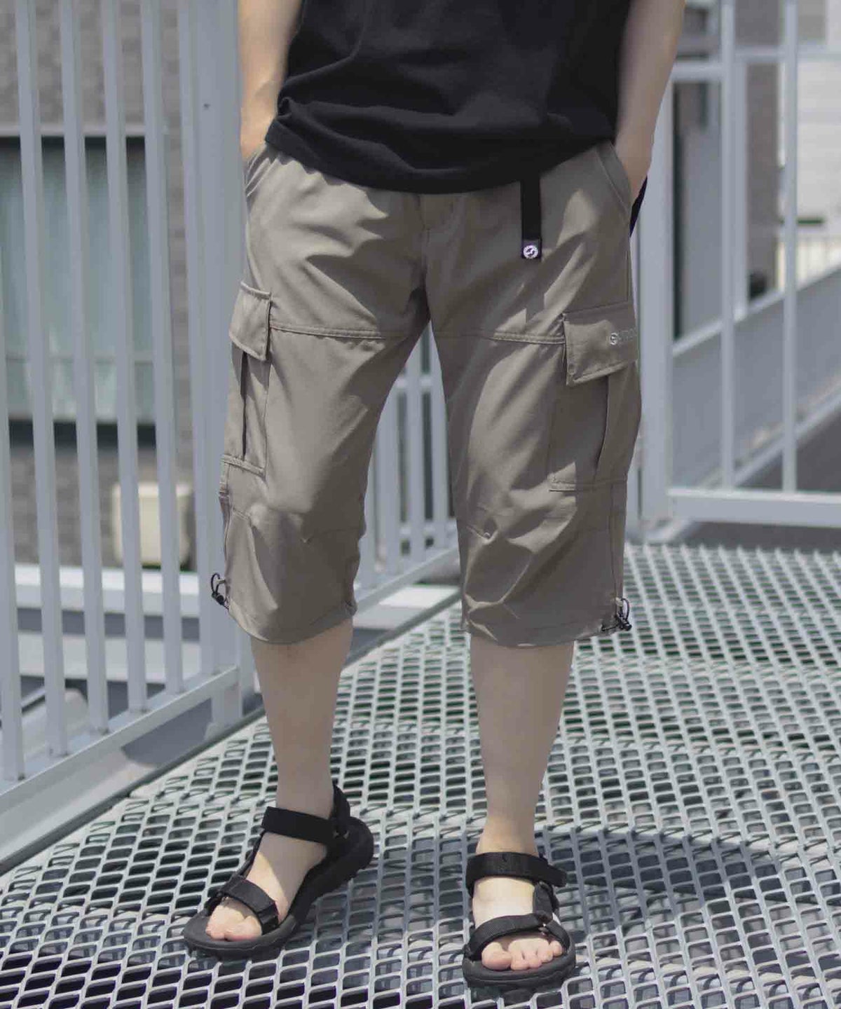 OUTDOOR PRODUCTS ポリリップストレッチカーゴクロップドパンツ メンズ
