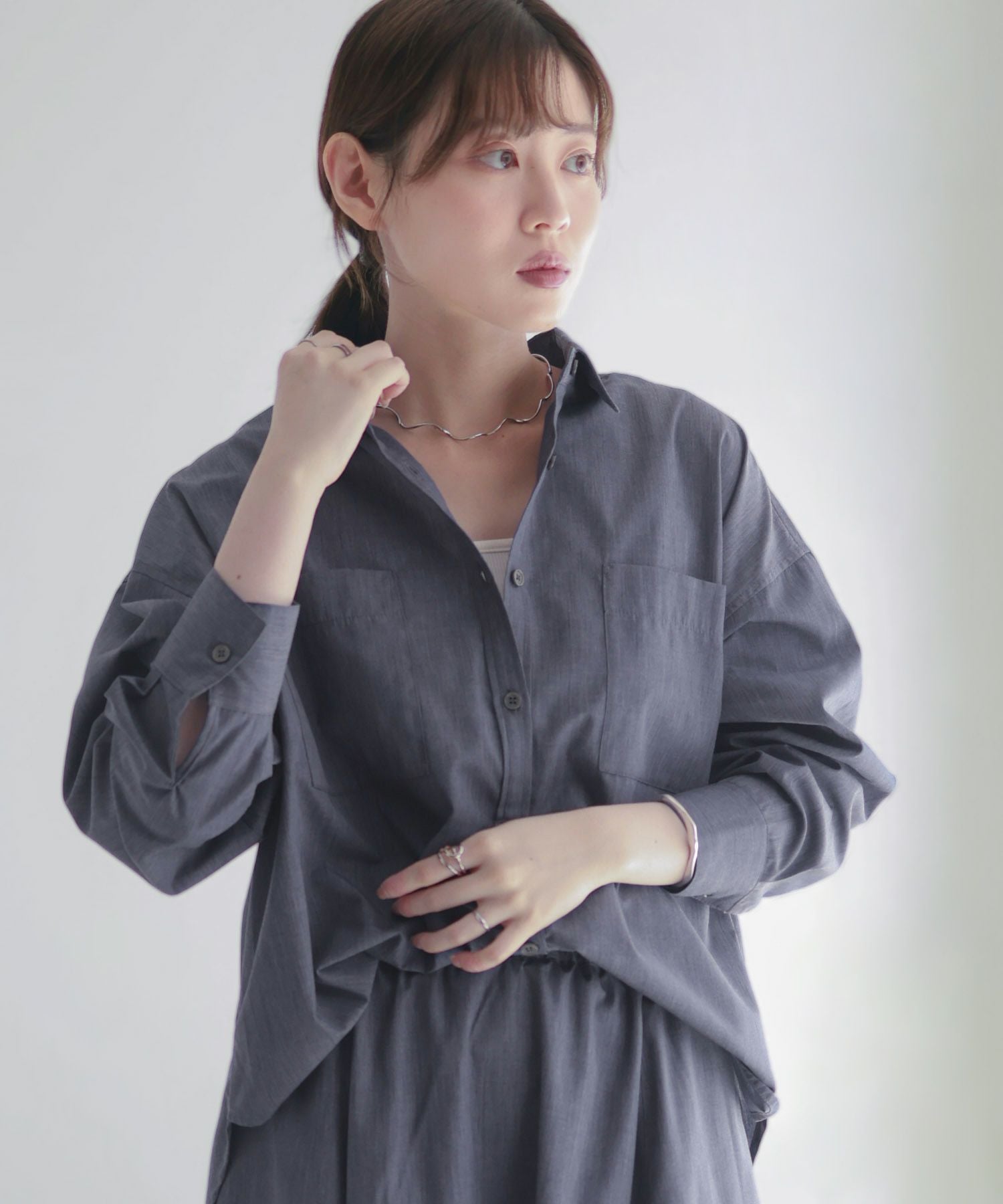 milli de l'air デニムライクシャツ レディース