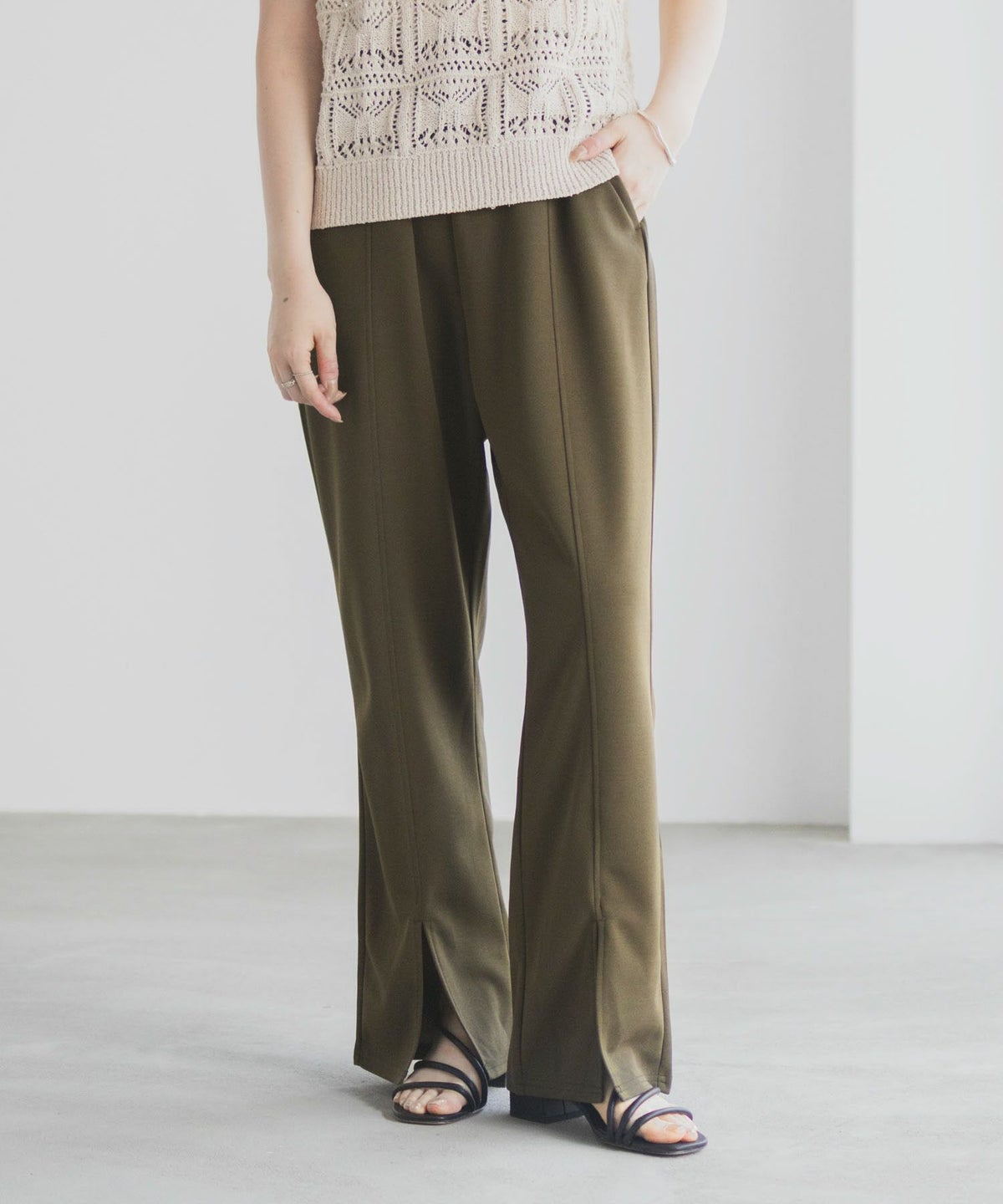 milli de l'air カットジョーゼットスリットパンツ レディース