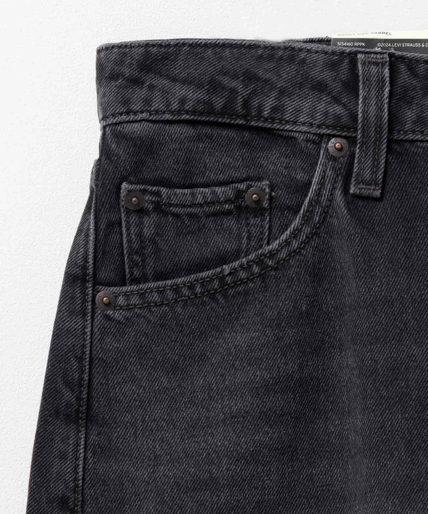 Levi's(R) BAGGY DAD バレルジーンズ レディース