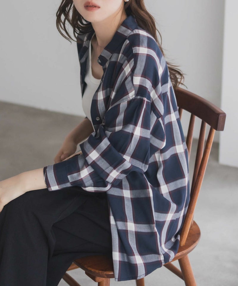 nAvy  バックタック前開きシャツ レディース商品画像-4