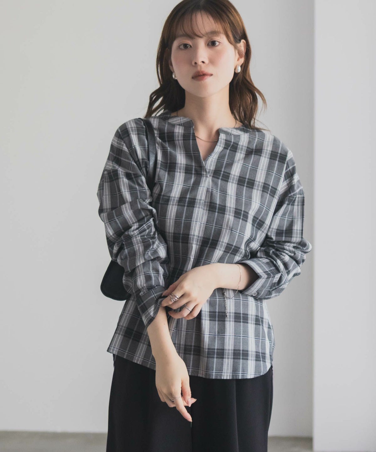 nAvy スキッパーブラウス レディース