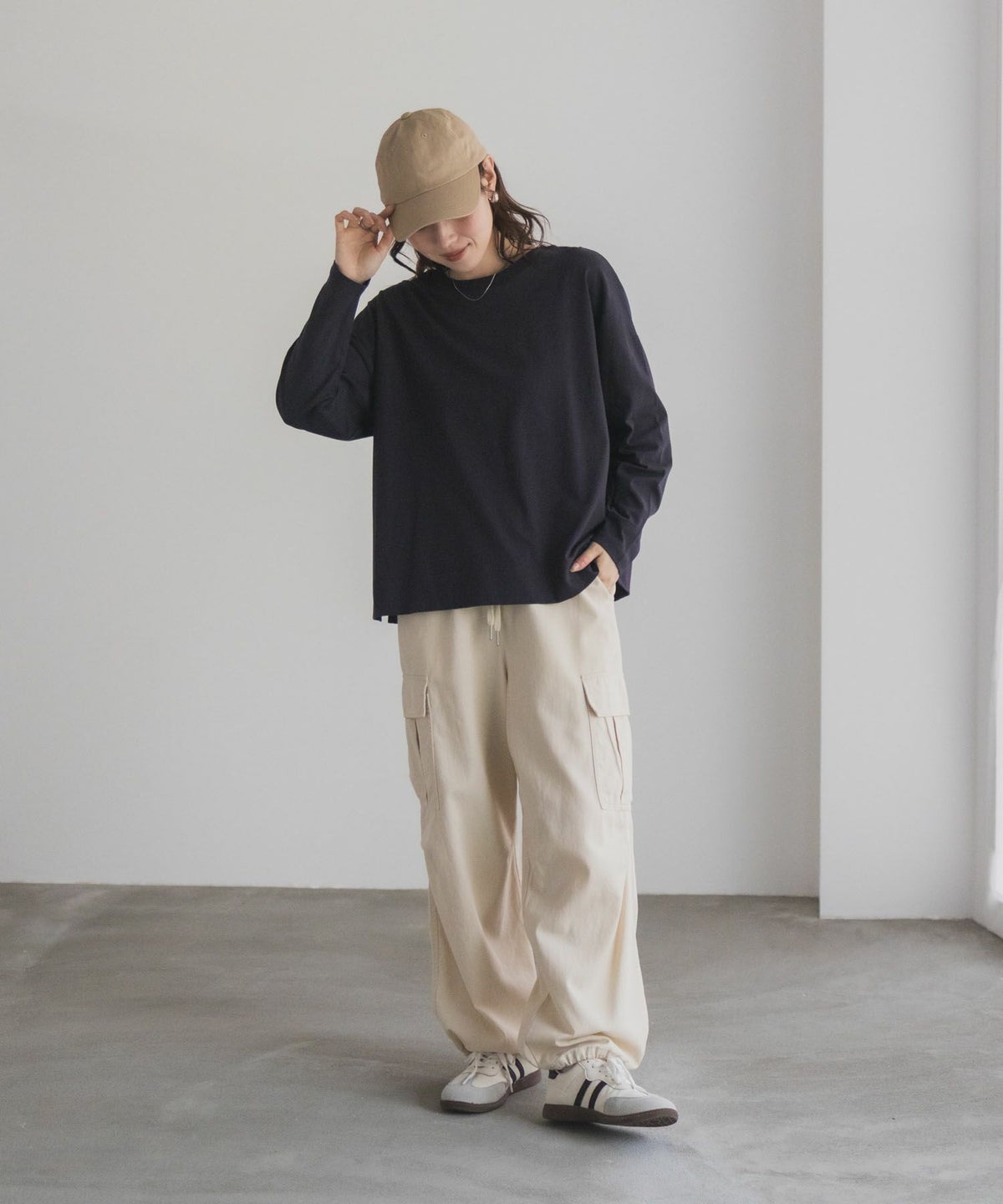 nAvy エブリーT 裾スリット長袖Tシャツ レディース ネコポス 対応商品