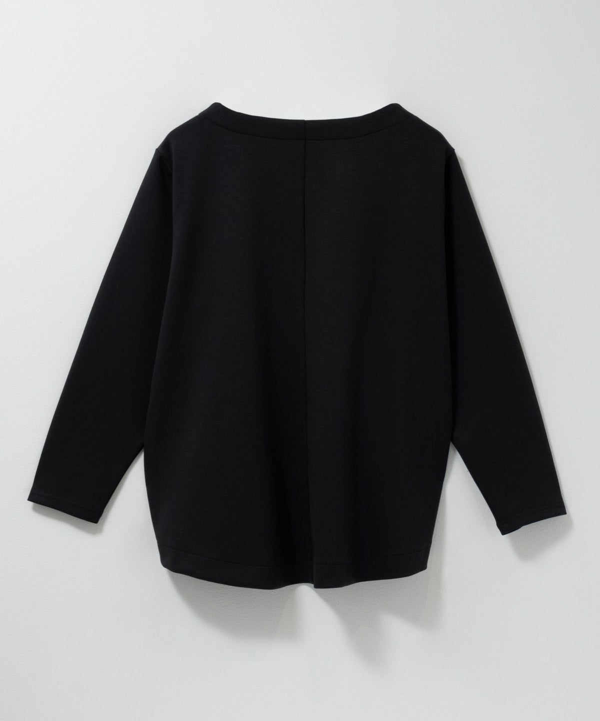 nAvy ポンチ素材 裾ラウンドプルオーバー レディース メール便 対応商品