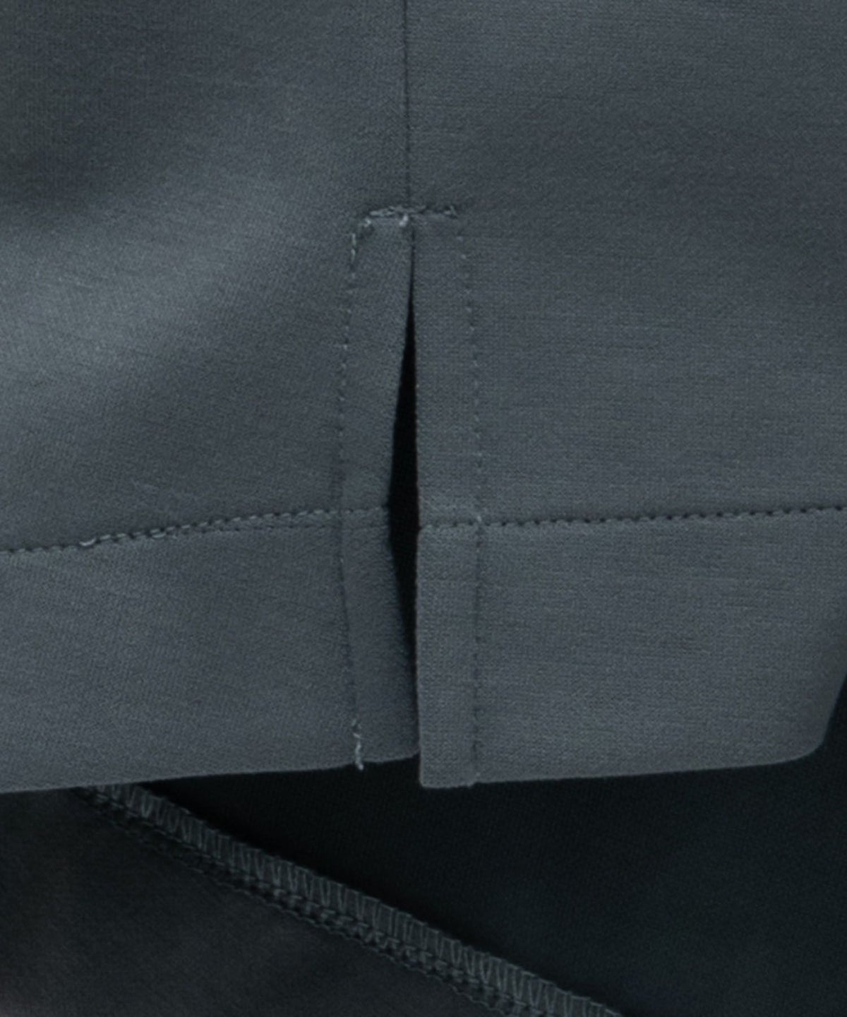 nAvy ポンチ素材 裾ラウンドプルオーバー レディース メール便 対応商品