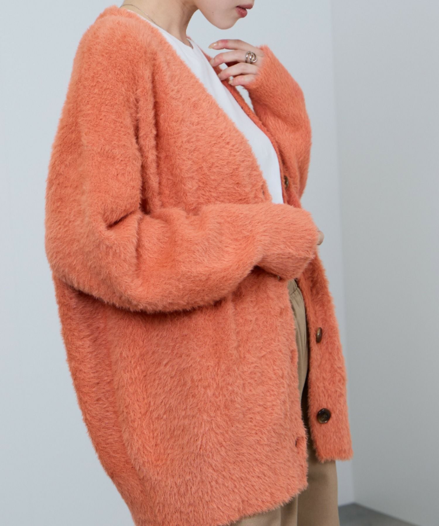 ＯＭＭＯファー風カーディガン 長袖 グレー・オレンジ・青 2025-26AW 尾を引き奏でる波紋のレースカーディガン #hazama_fashion