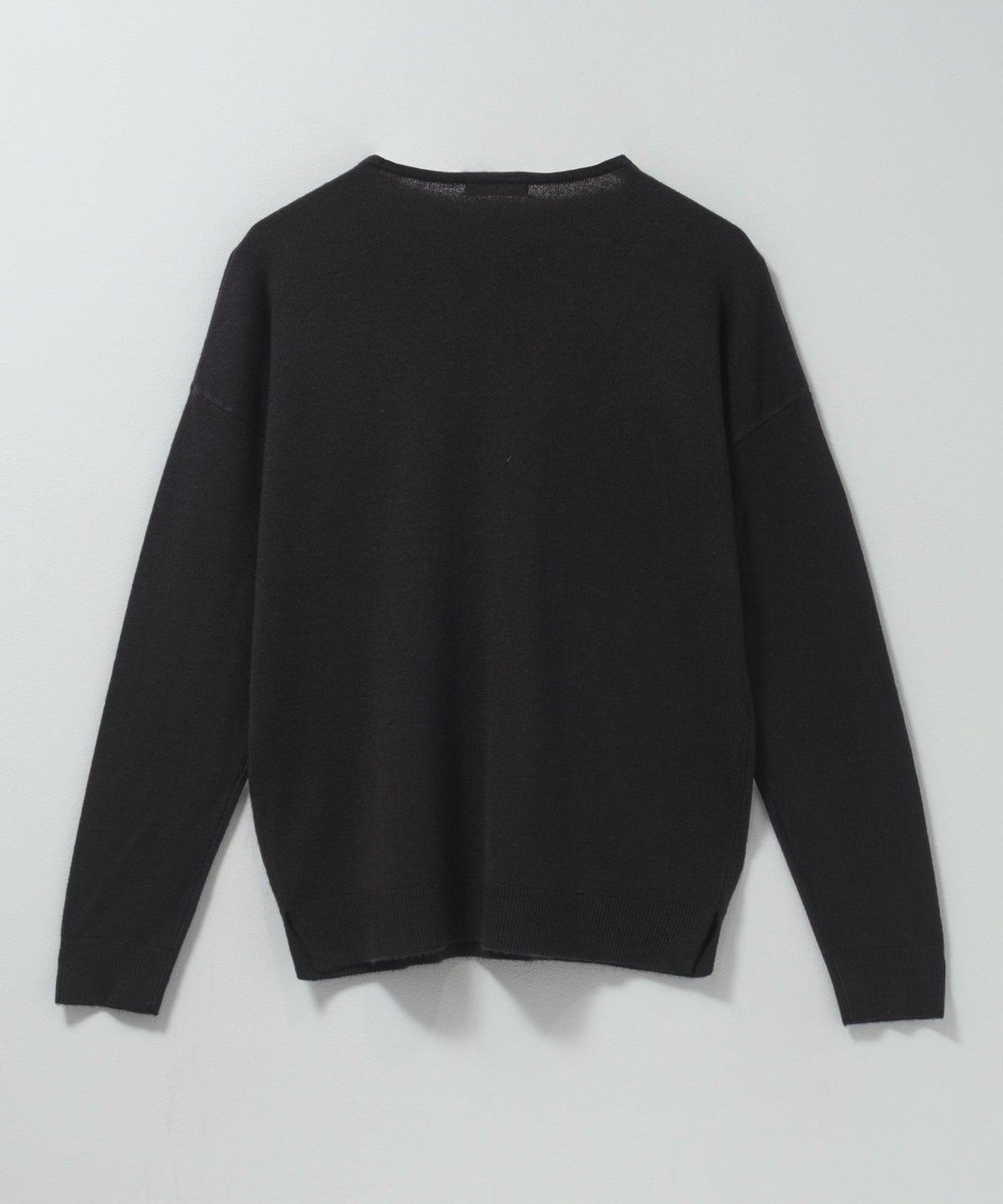 nAvy カシミヤタッチニット Vネック レディース