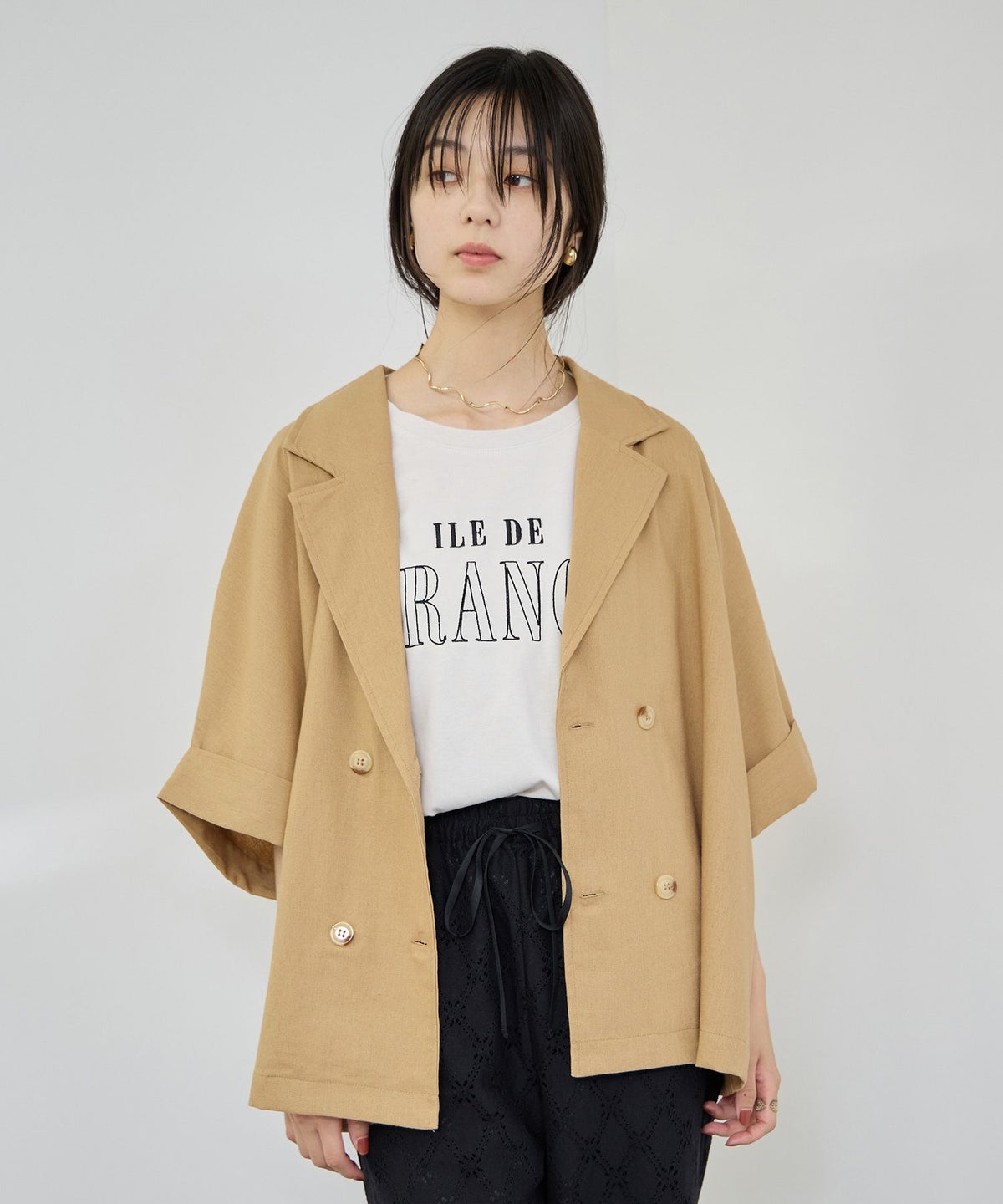  Idnes レーヨン麻混ハーフスリーブジャケット レディース