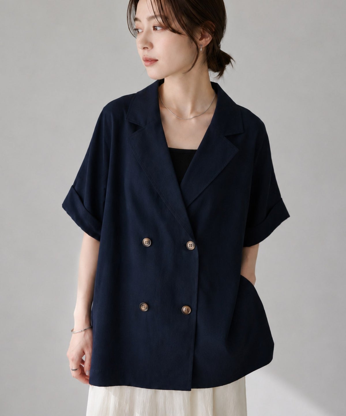  Idnes レーヨン麻混ハーフスリーブジャケット レディース
