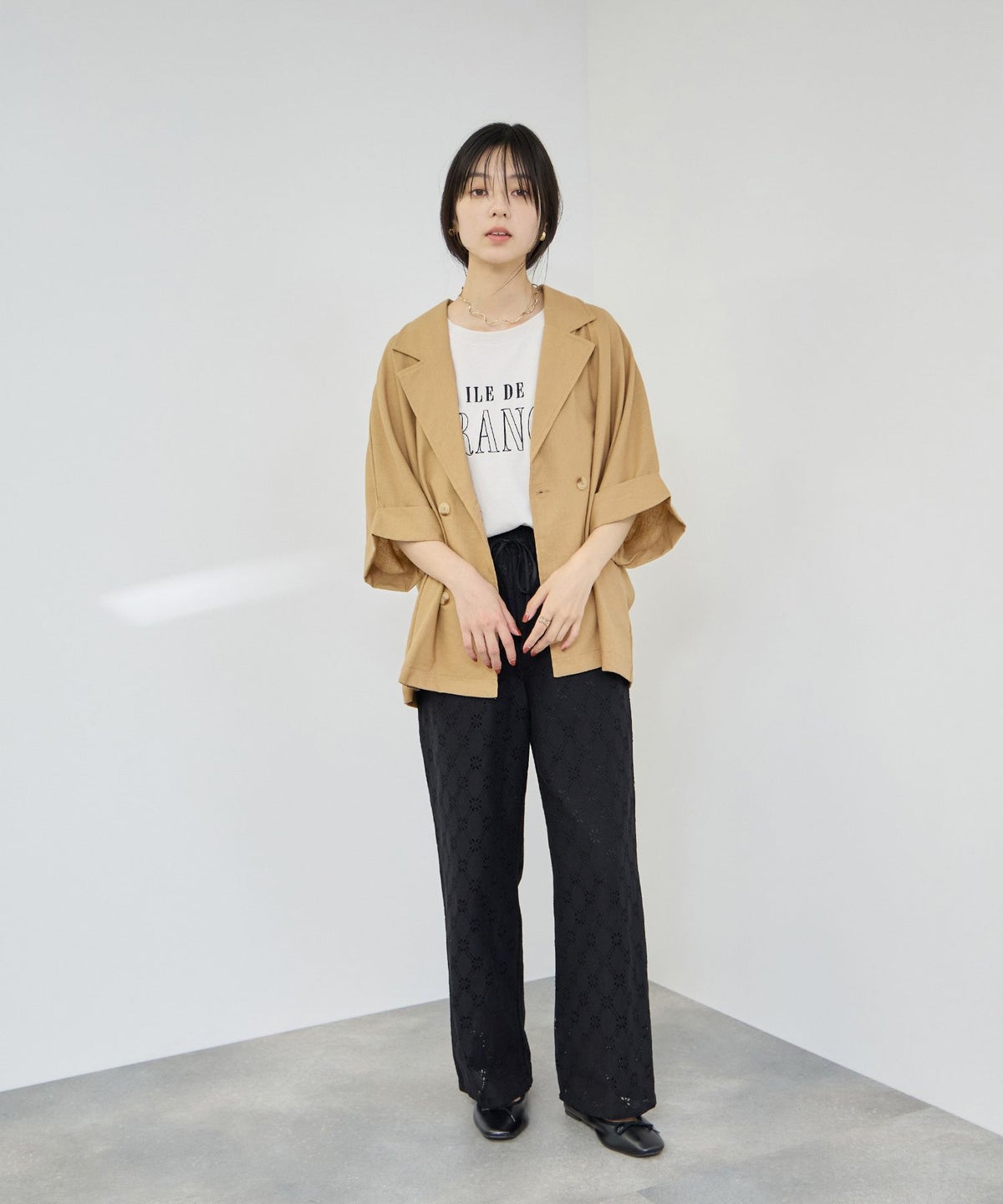  Idnes レーヨン麻混ハーフスリーブジャケット レディース