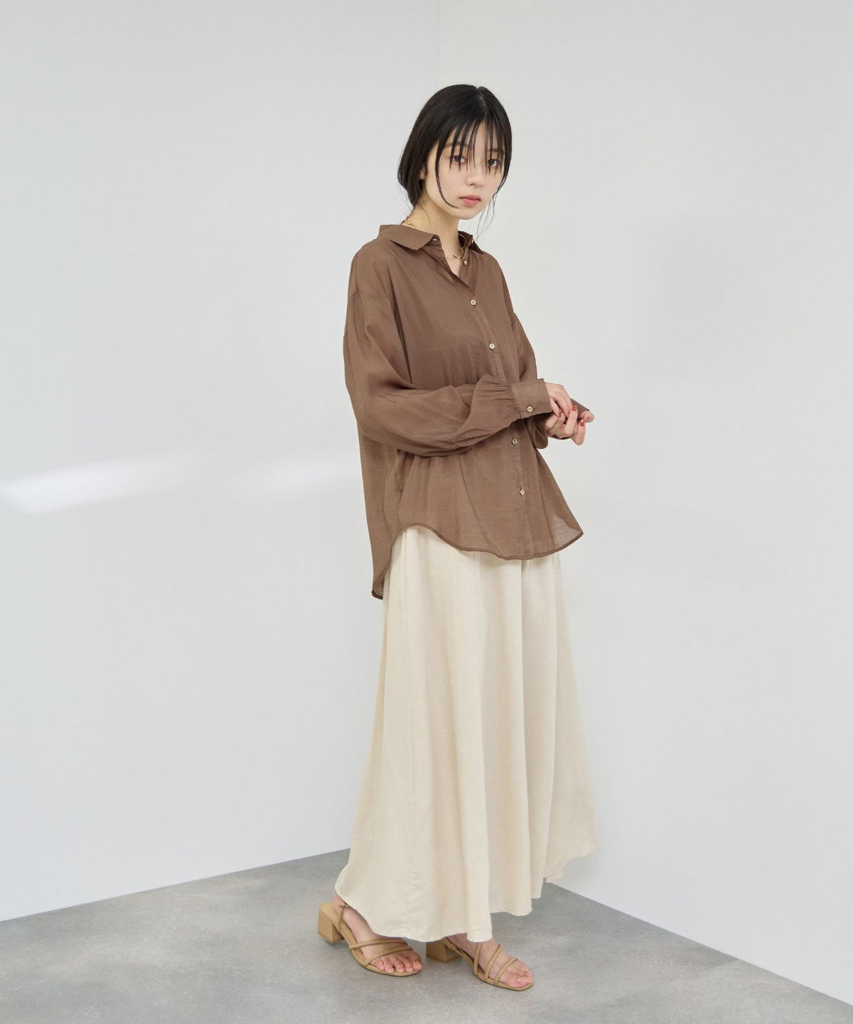 Idnes シアーレギュラーカラーシャツ レディース