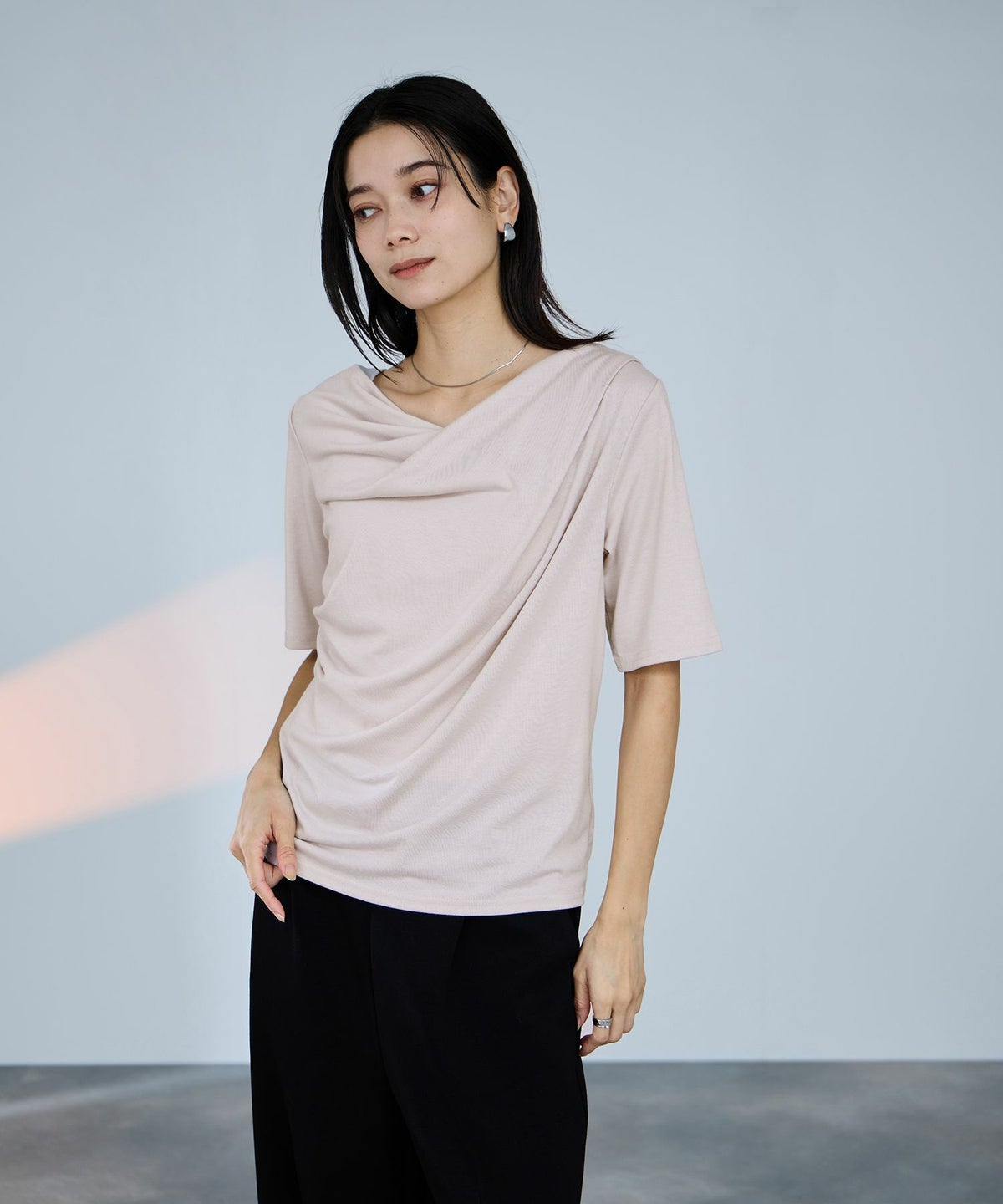 milli de l'air ドレープネックプルオーバー レディース メール便 対応商品