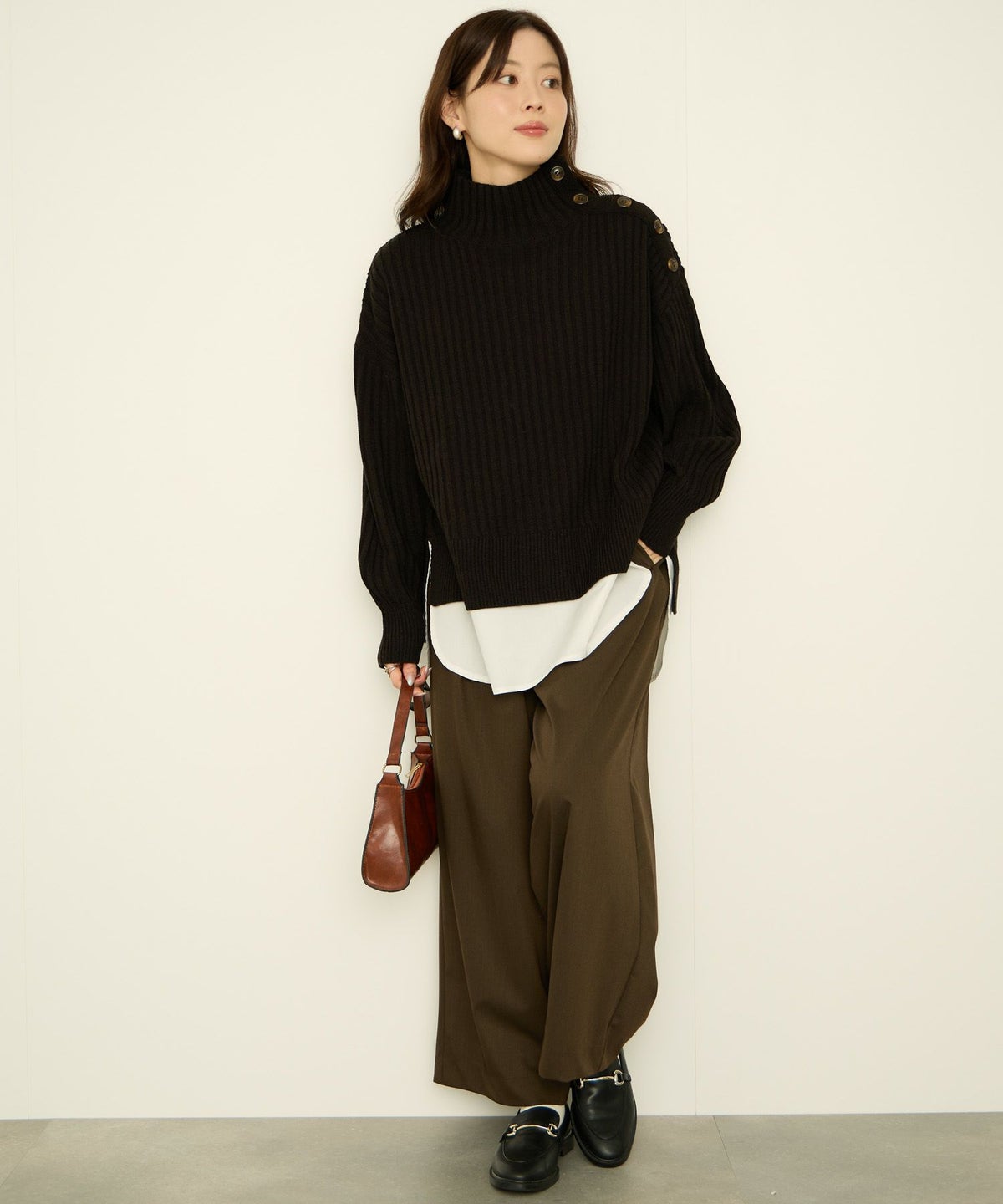 nAvy 時短 ボタンハイネックニット レディース