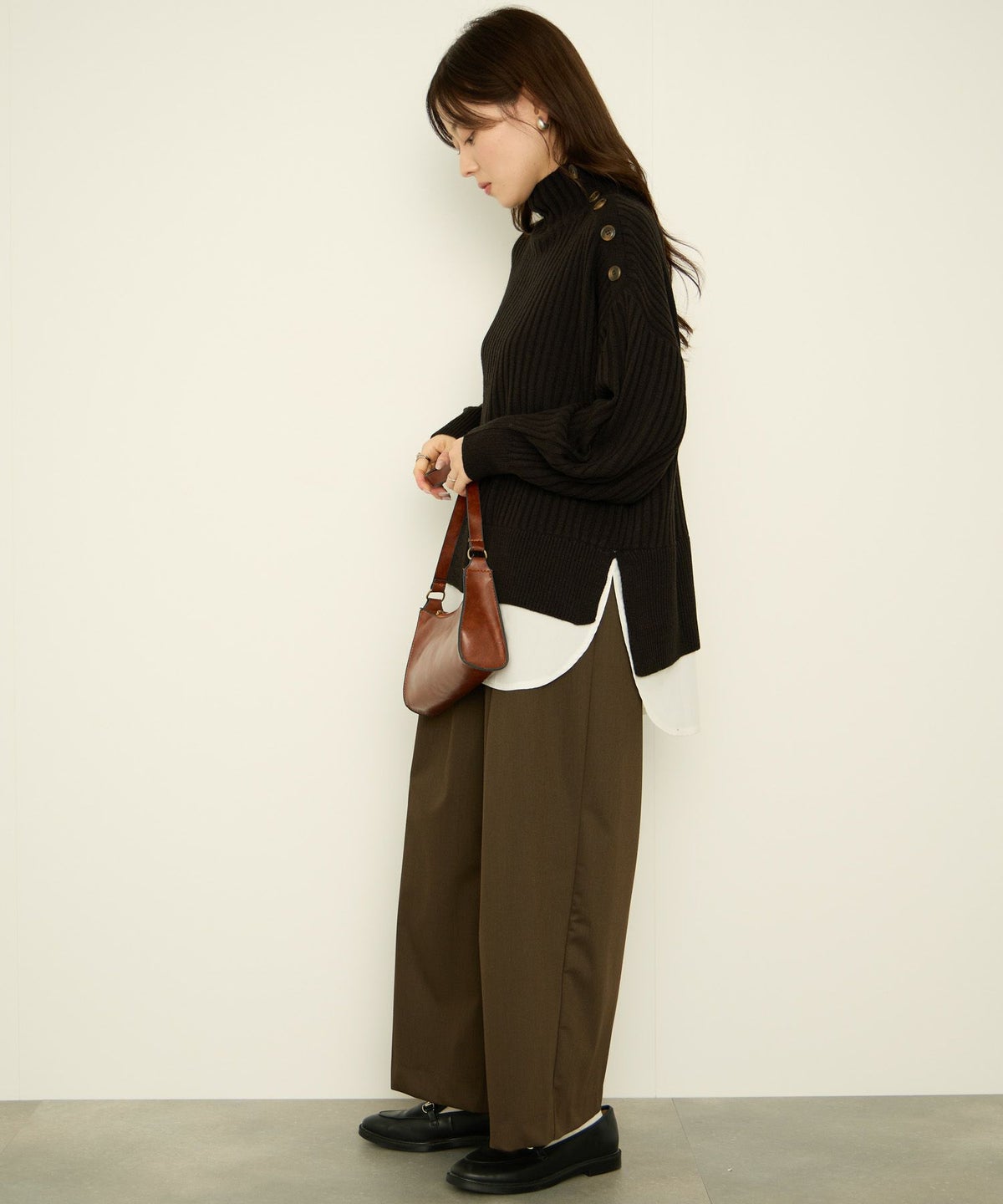 nAvy 時短 ボタンハイネックニット レディース