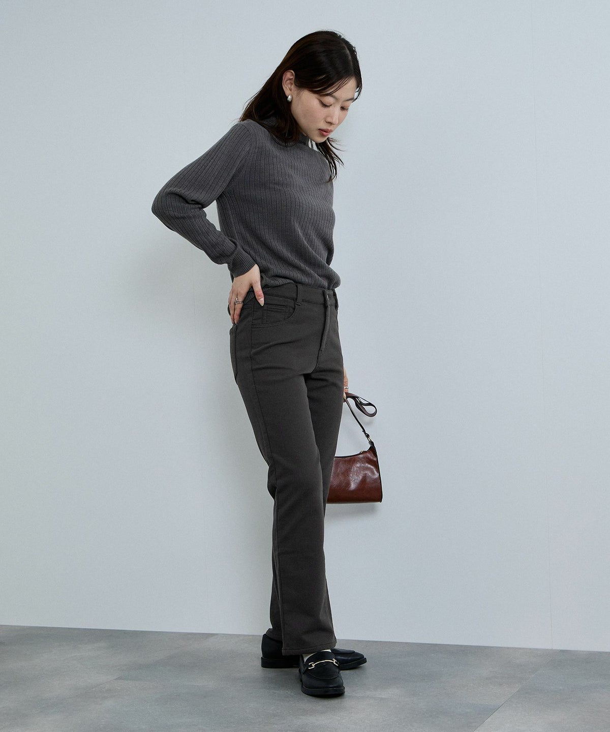 nAvy マックヒート裏起毛ストレートパンツ レディース