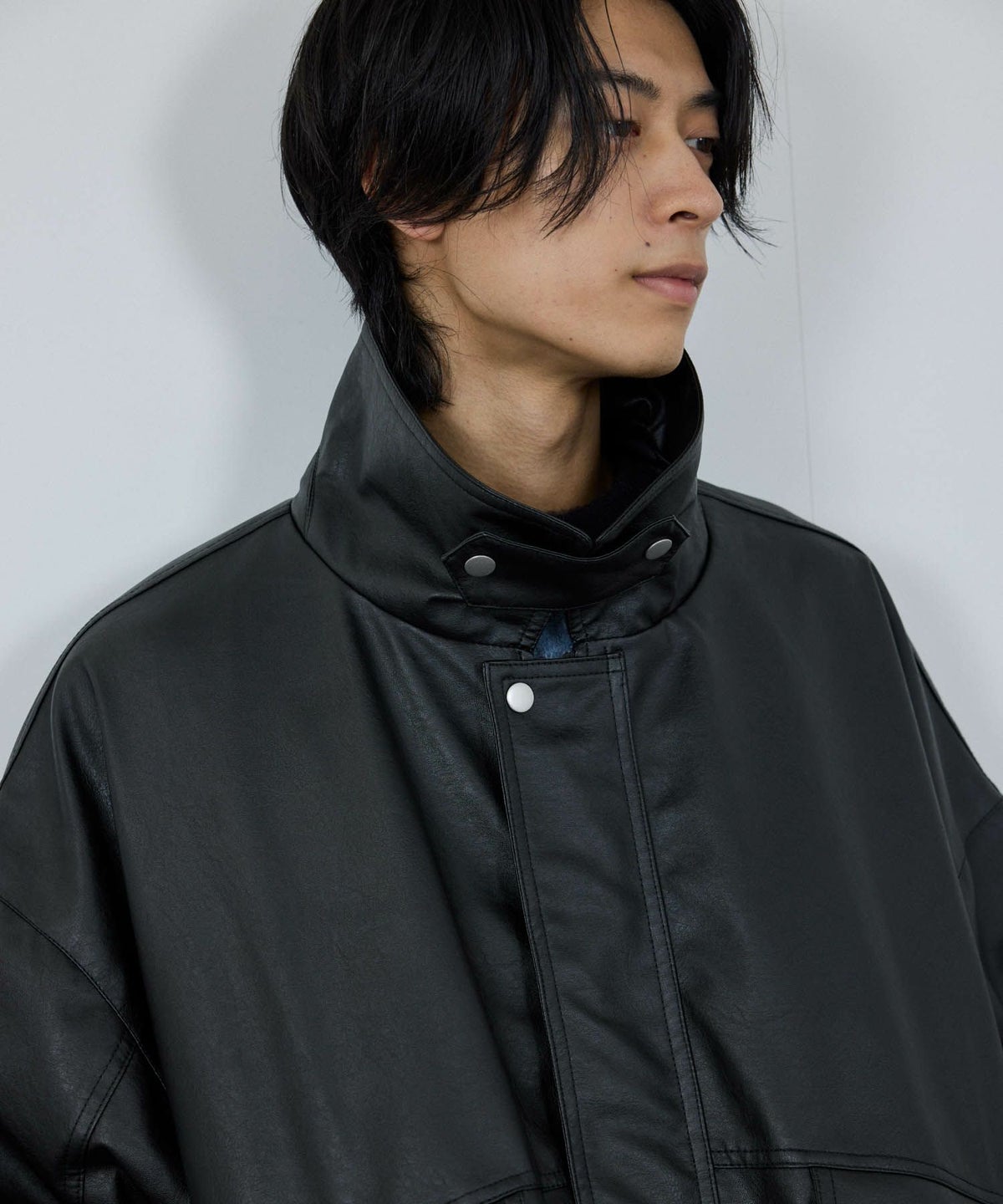 nAvy レザー調ブルゾン レディース