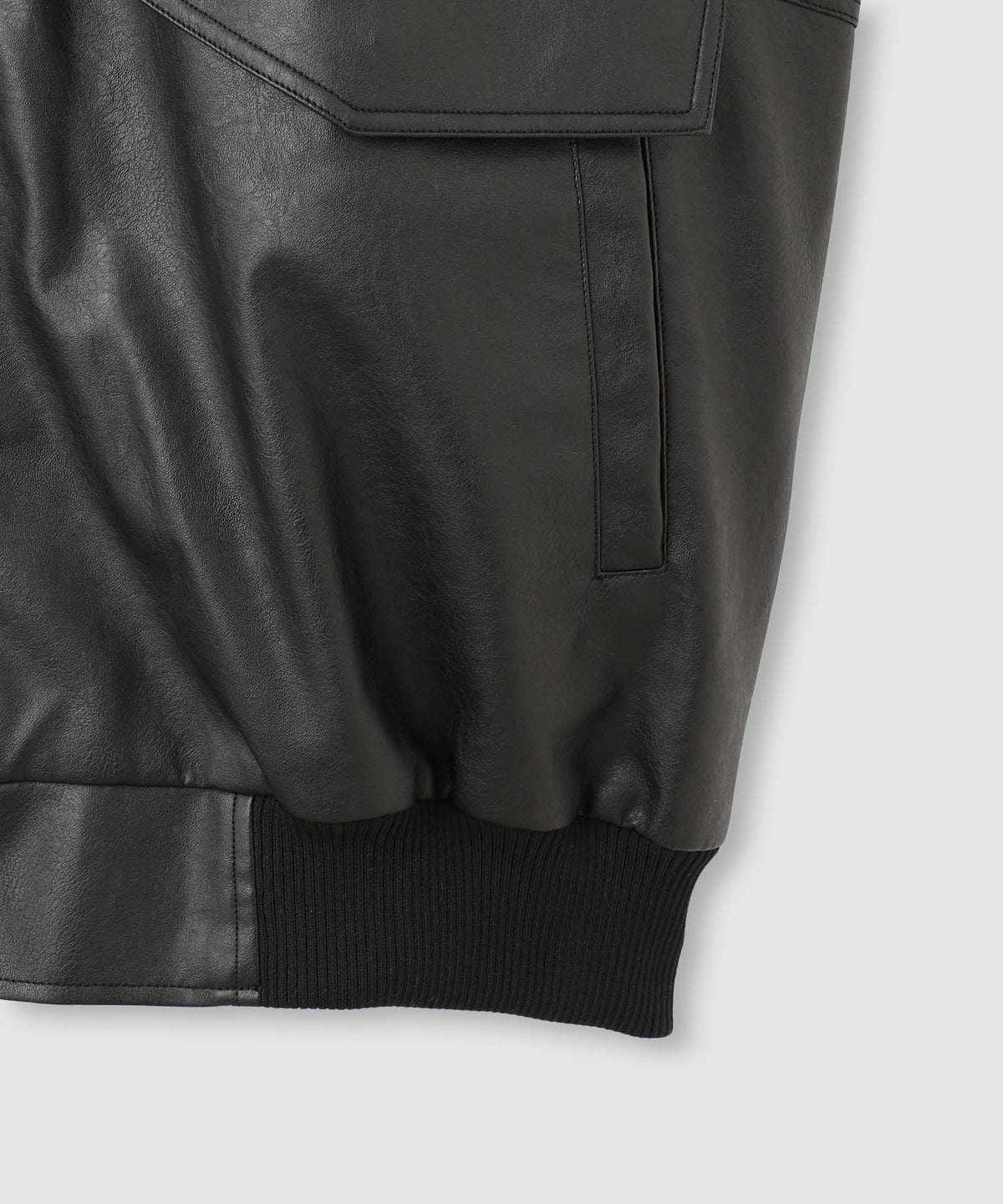 nAvy レザー調ブルゾン レディース