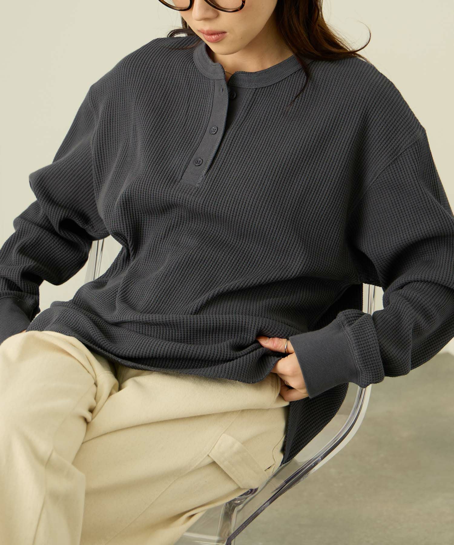 nAvy リラックスフィット ワッフルヘンリーネック長袖Tシャツ レディース