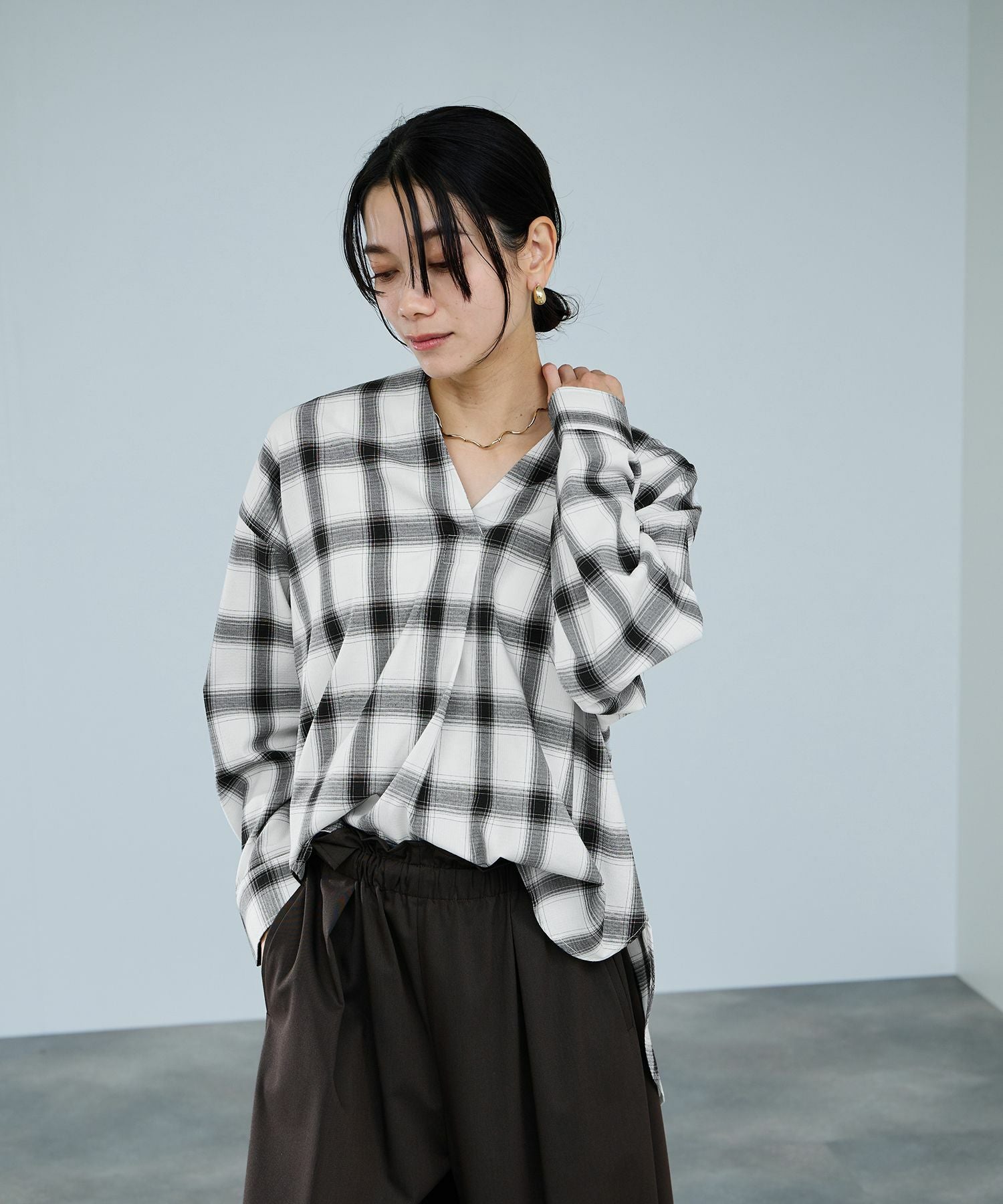milli de l'air キーネックチェックブラウス レディース