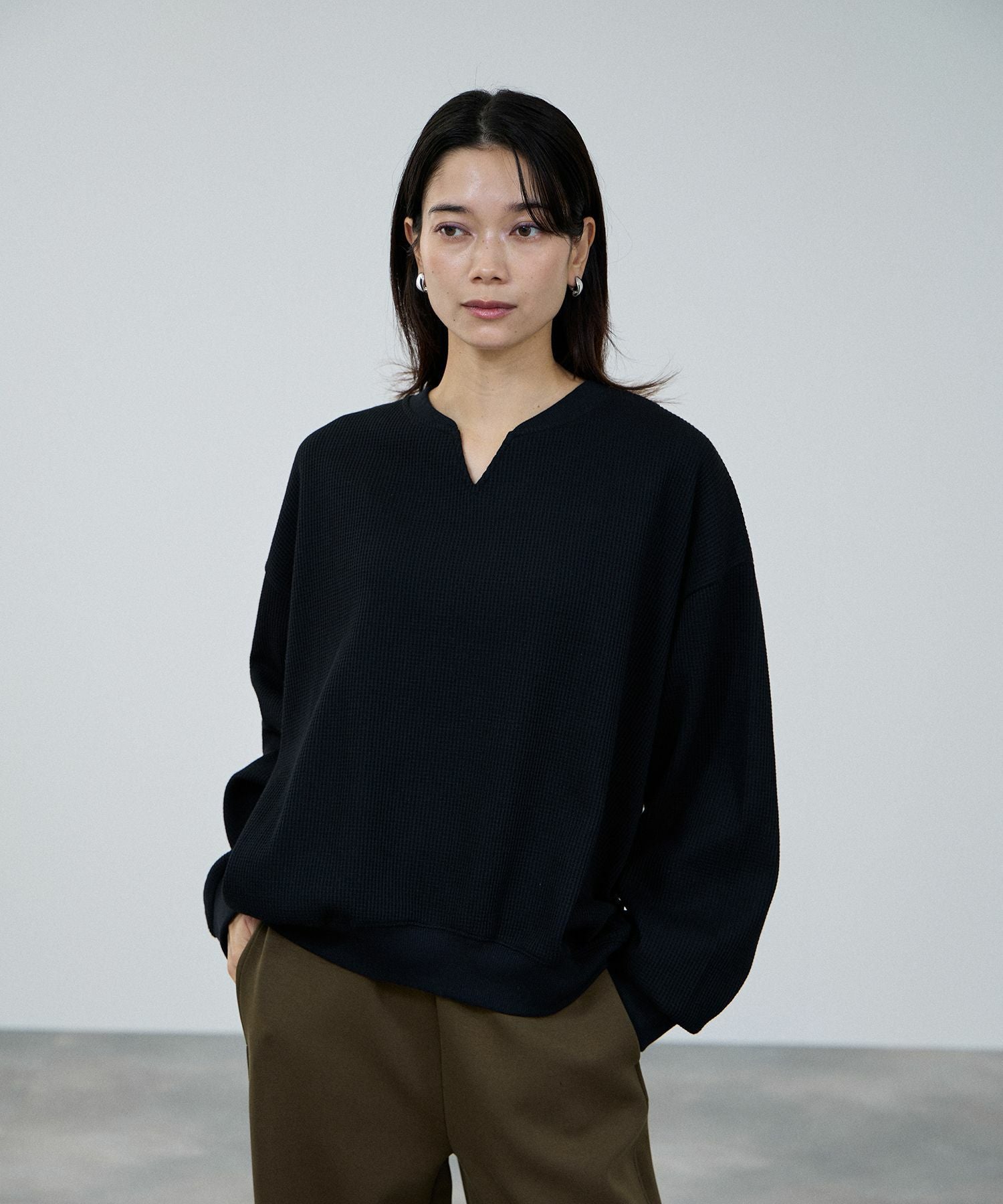 ＊極美品＊me ワッフルプリーツ ハイネック 半袖カットソー 黒 フリーサイズ milli de l'air ワッフルキーネックカットソー レディース