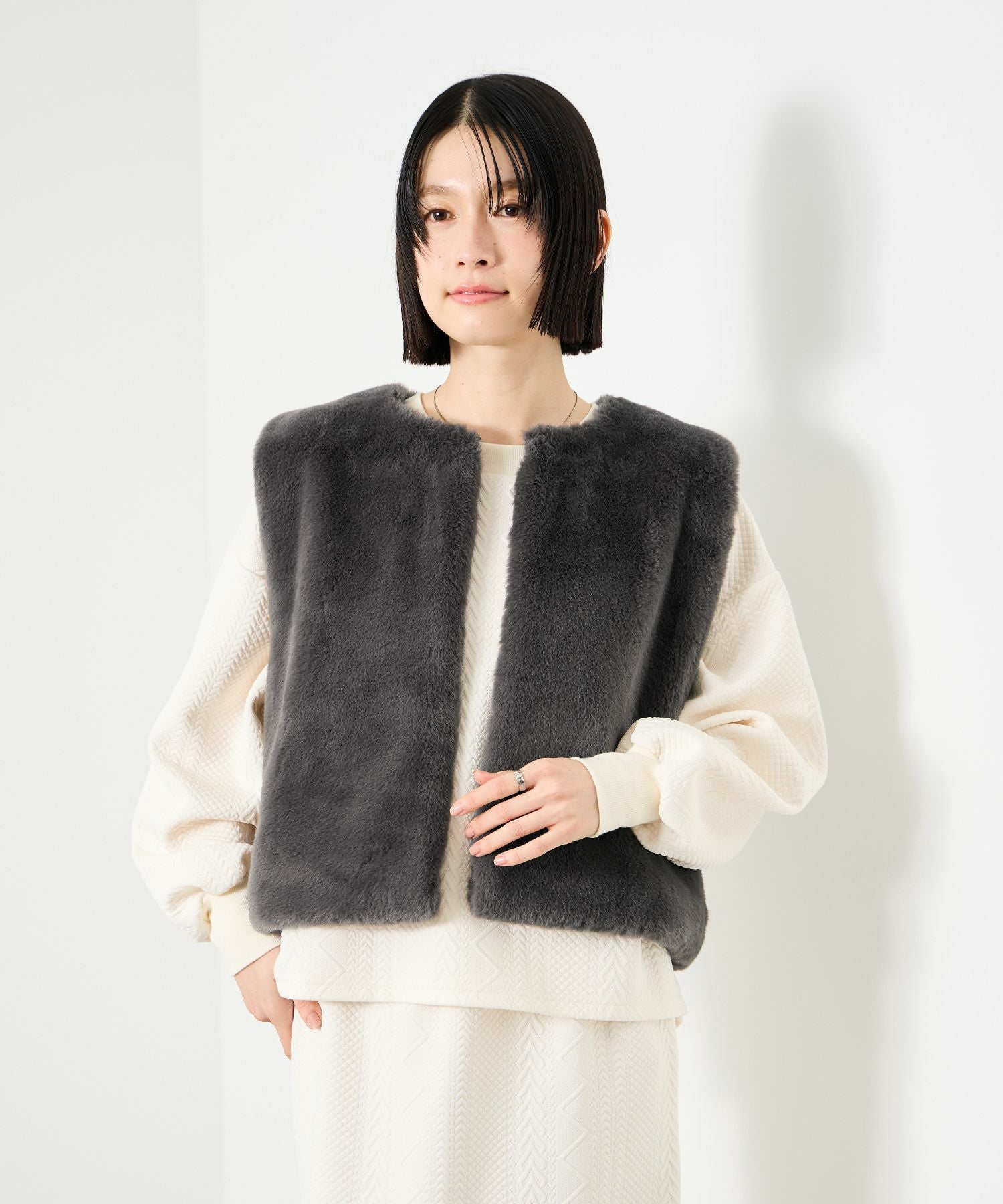 Idnes フェイクファーベスト レディース